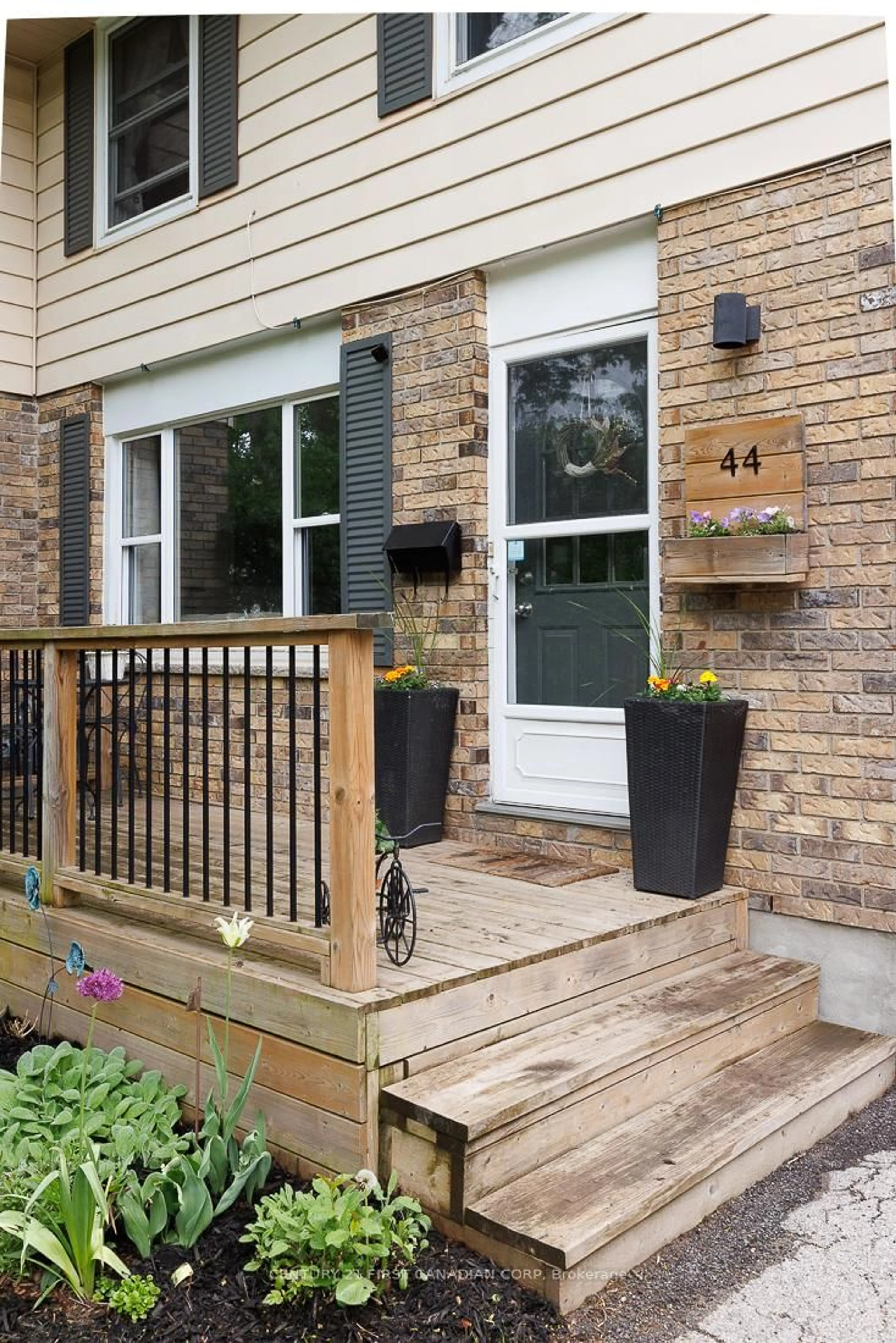 Home with brick exterior material, street for 44 Sasha Cres, London South Ontario N6E 2M5