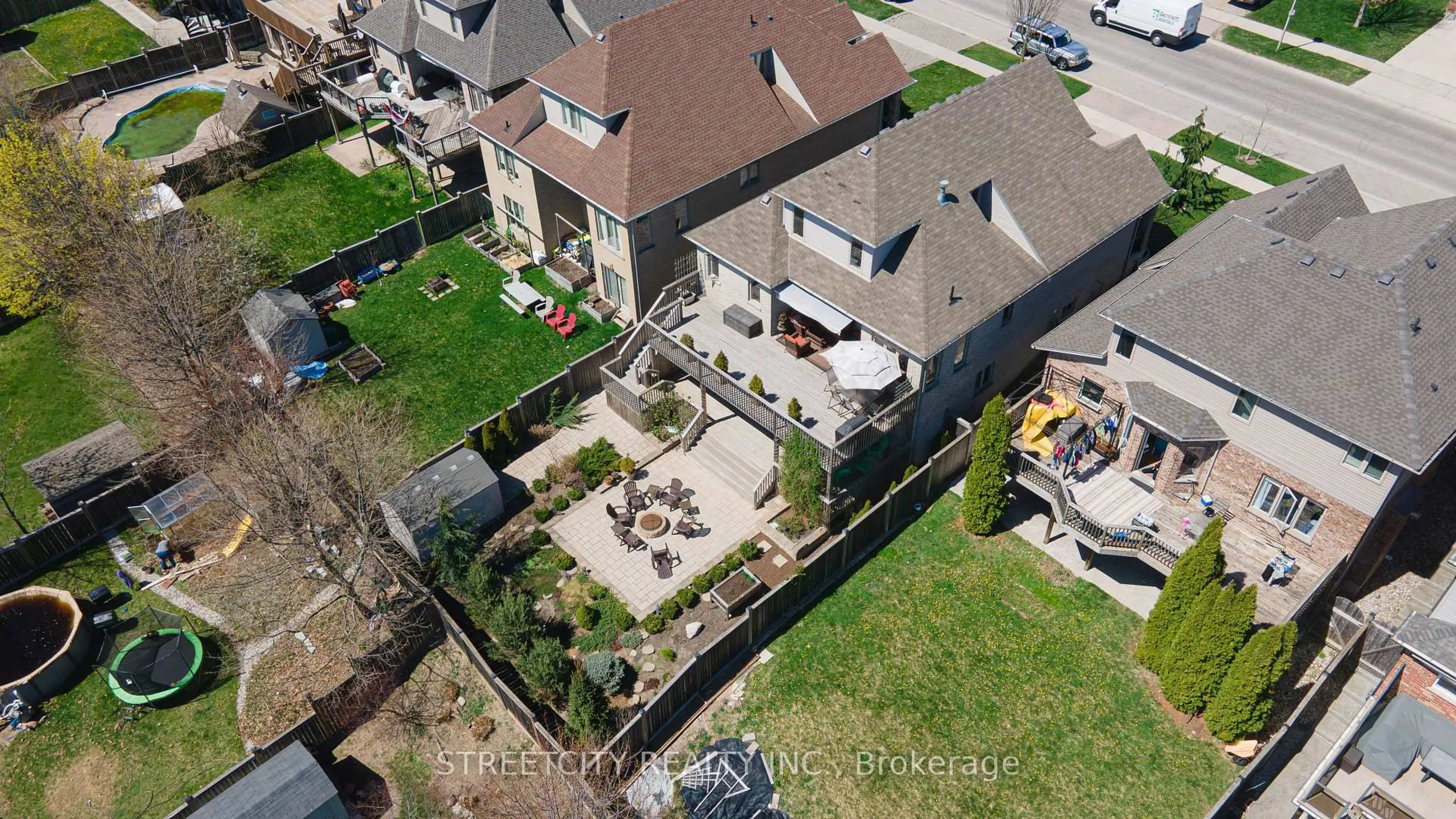 A pic from outside/outdoor area/front of a property/back of a property/a pic from drone, street for 1950 Beaverbrook Ave, London North Ontario N6H 5X6