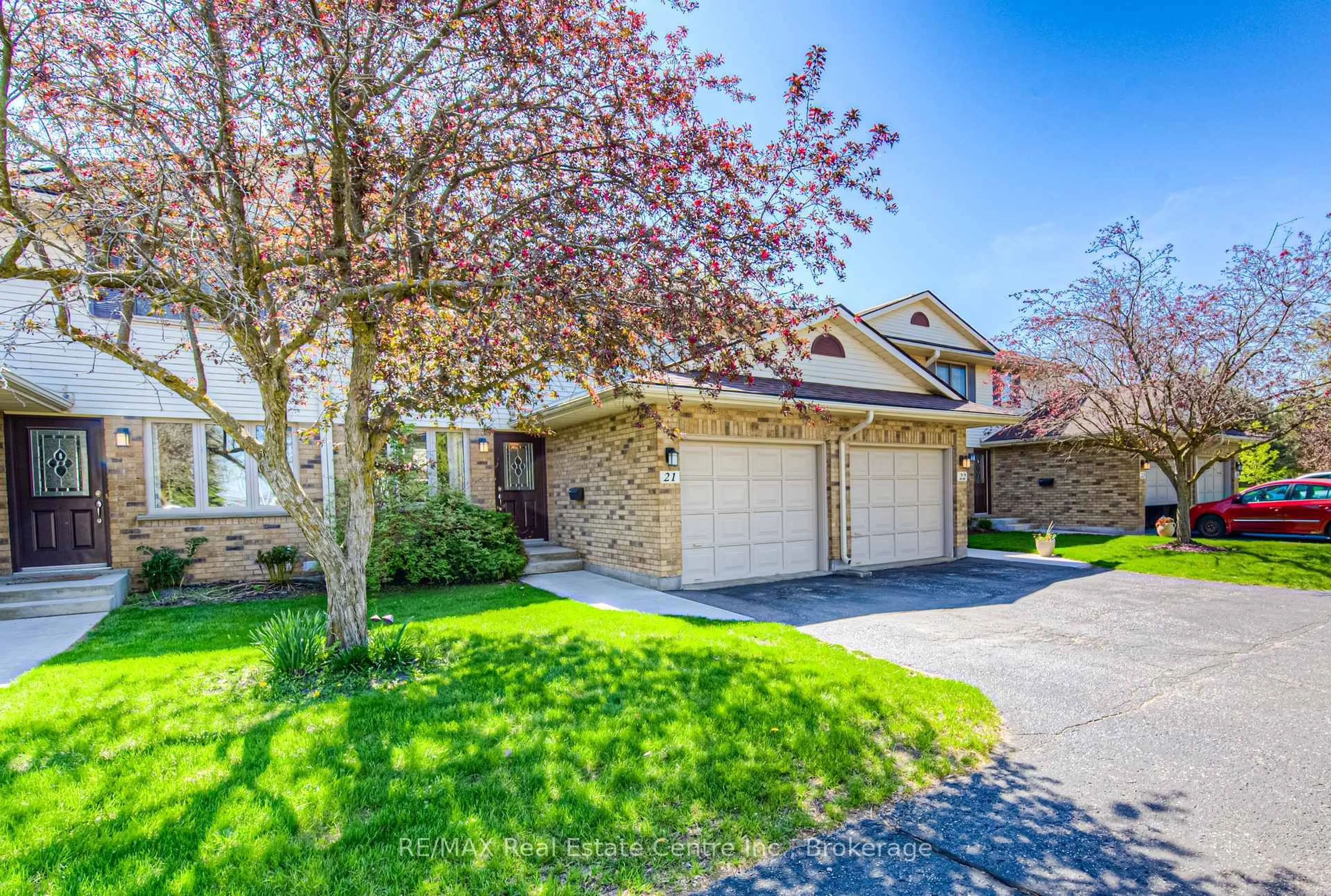 Unknown for 375 Kingscourt Dr #21, Waterloo Ontario N2K 3N7