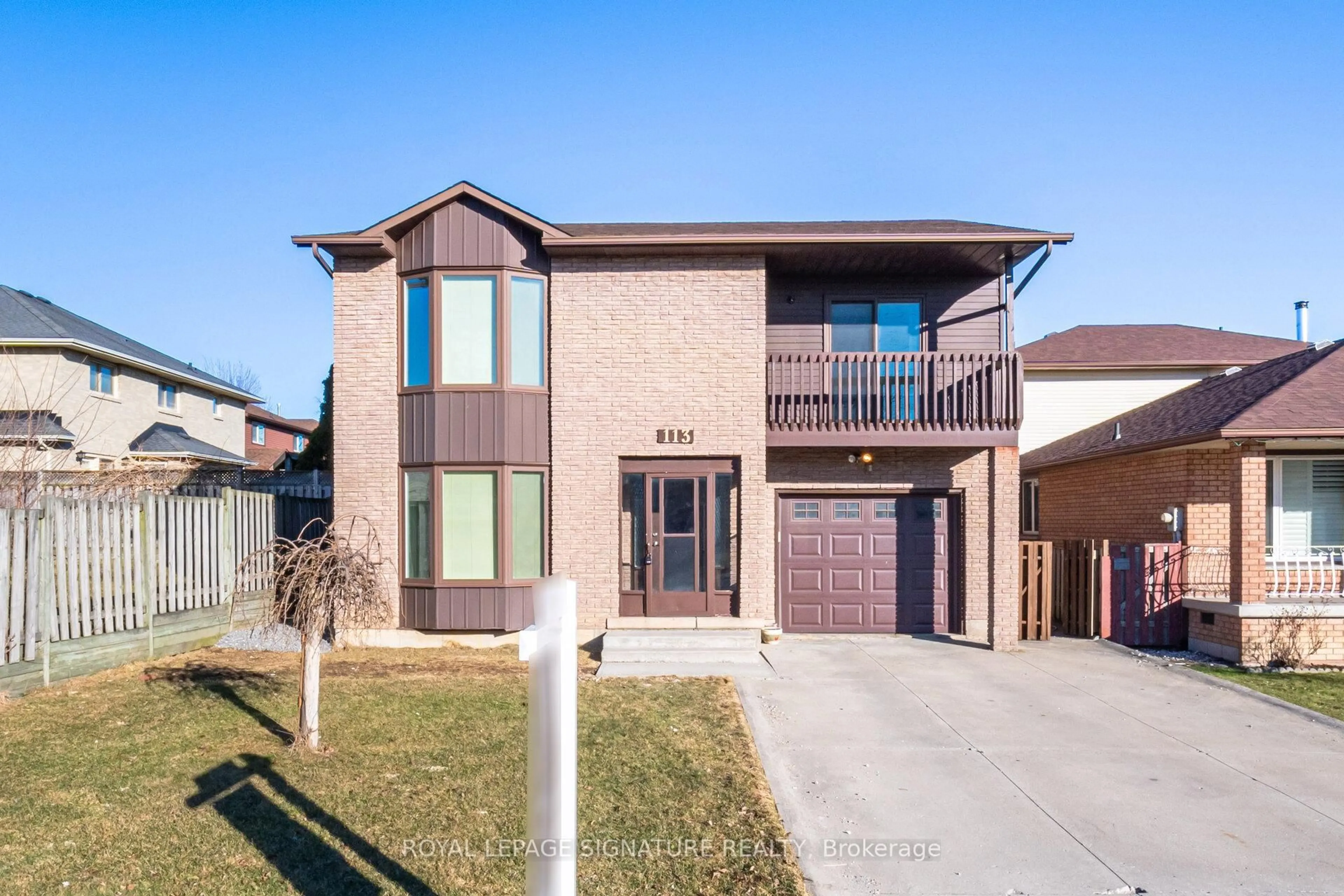 Home with brick exterior material, street for 113 Parkwood Cres, Hamilton Ontario L8V 4Z6