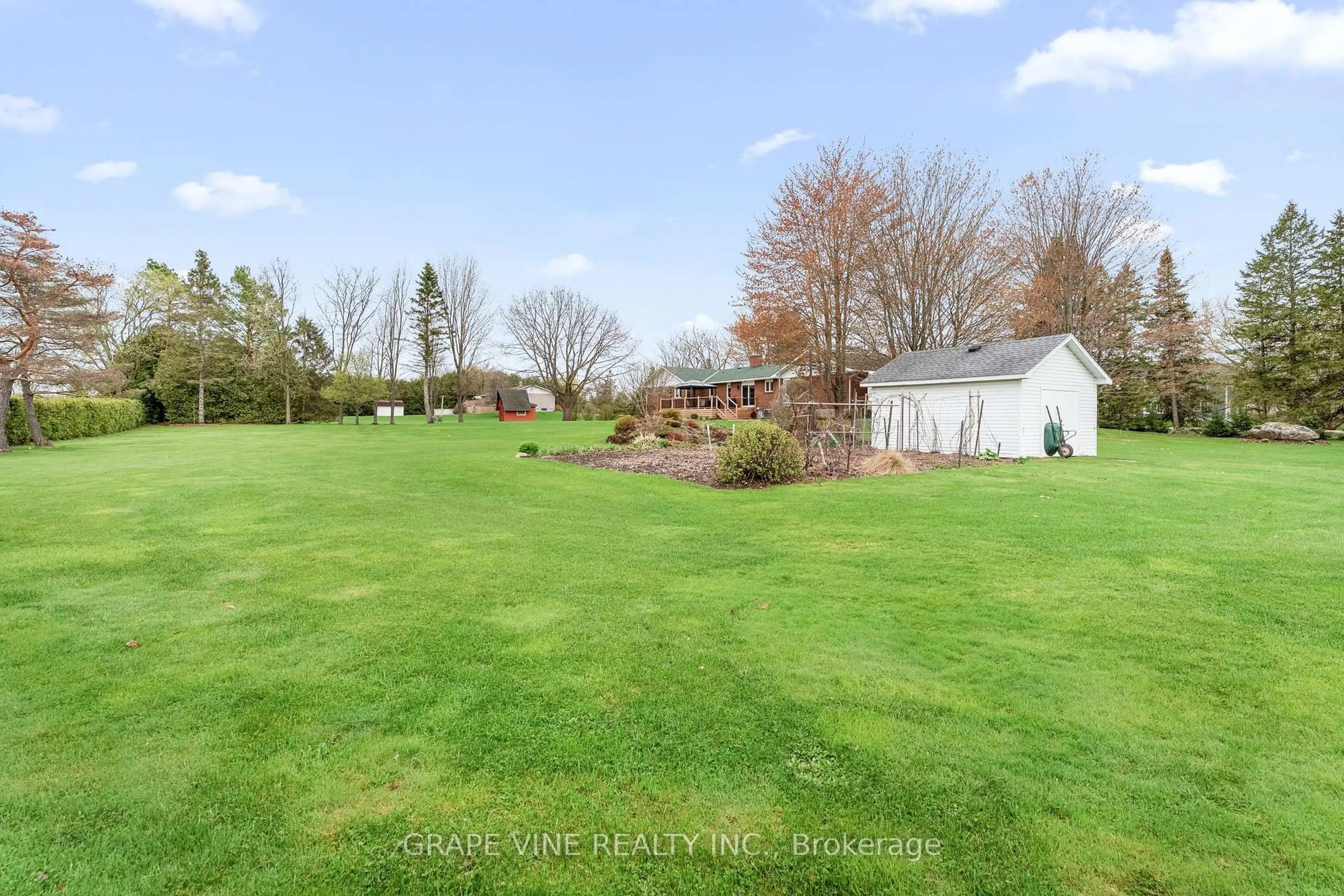 A pic from outside/outdoor area/front of a property/back of a property/a pic from drone, water/lake/river/ocean view for 4525 Mcneely Rd, Navan Ontario K4B 1J1