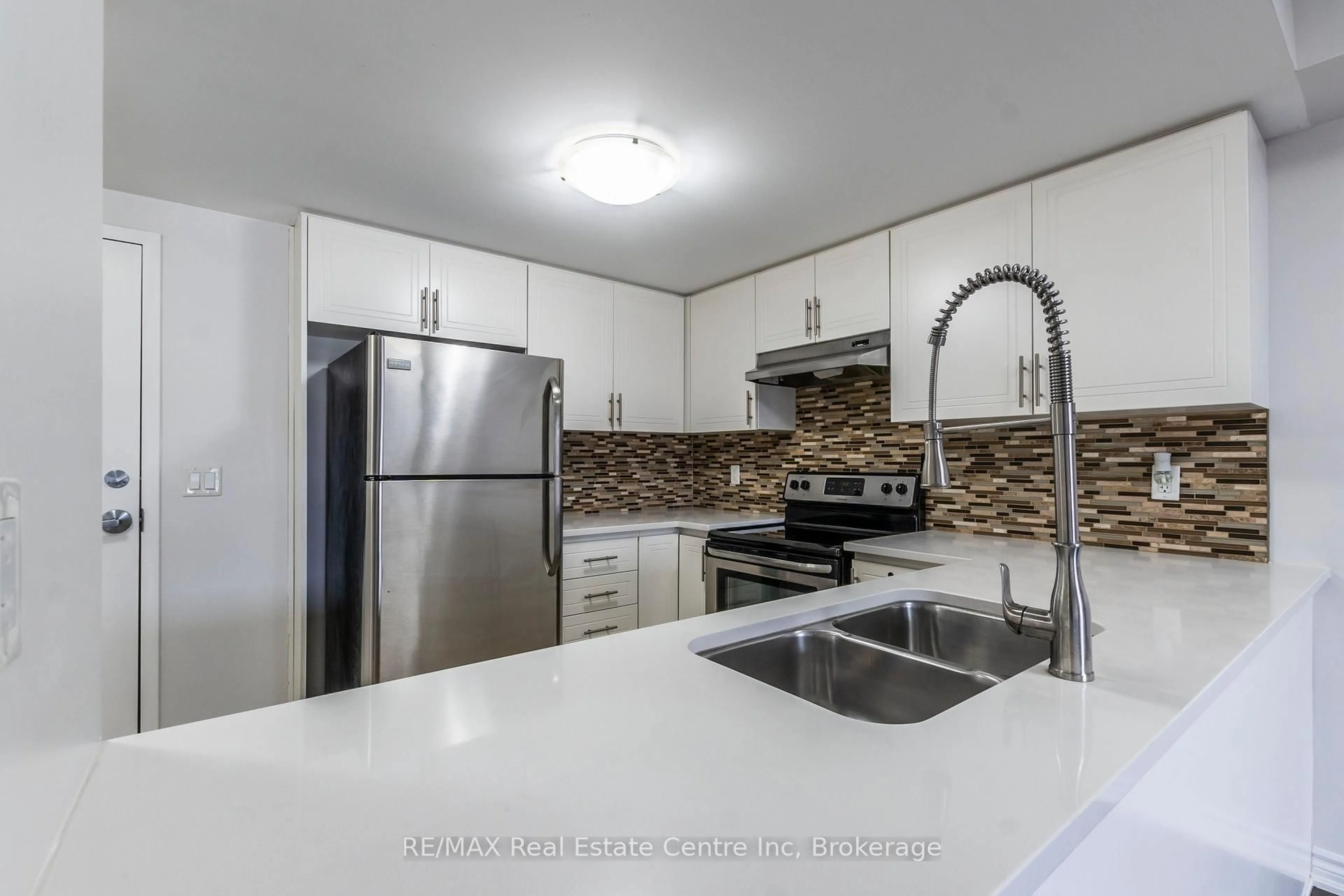 Standard kitchen, unknown for 103 Westminster Cres #113, Centre Wellington Ontario N1M 0C6