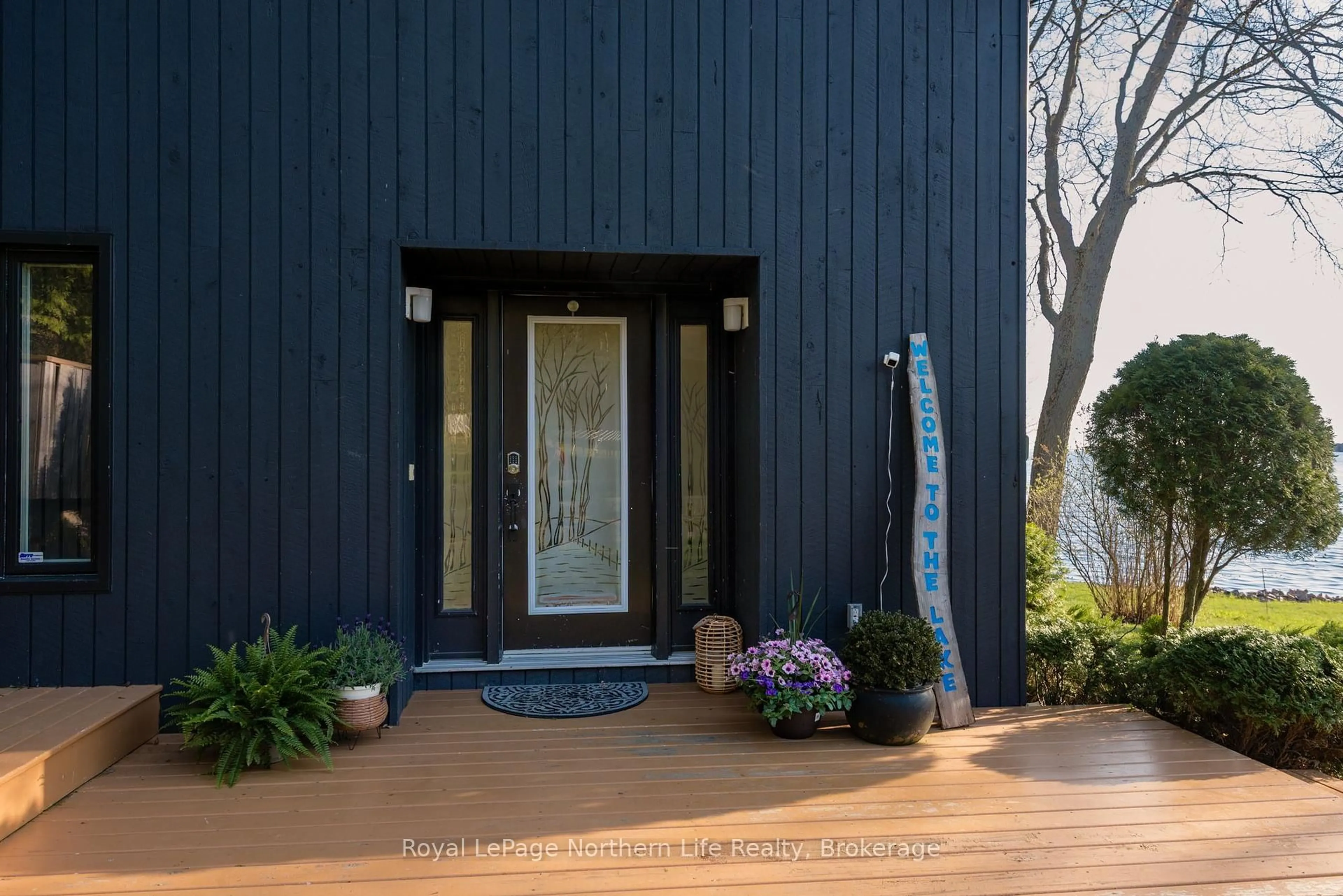 Indoor entryway for 298 Pierre Rd, West Nipissing Ontario P2B 2W8