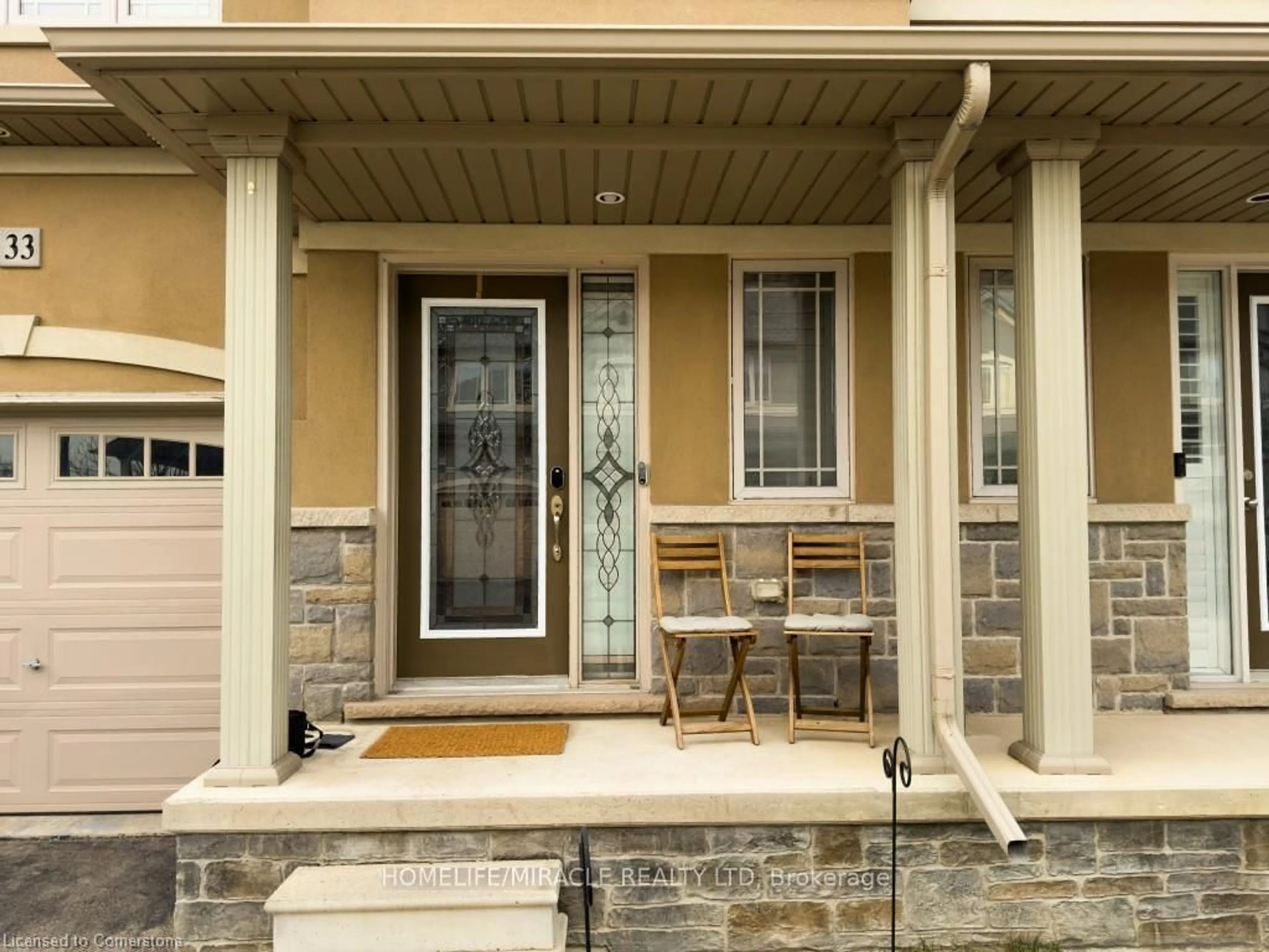 Home with vinyl exterior material, street for 615 Rymal Rd #33, Hamilton Ontario L8W 0B6
