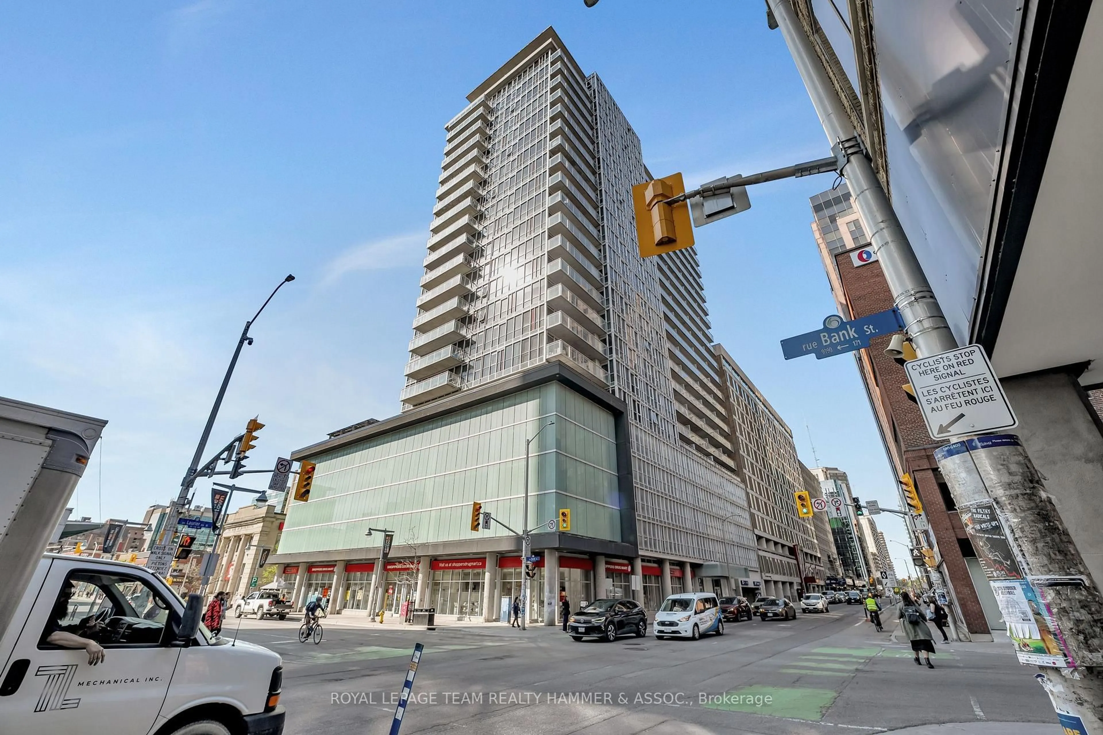 Unknown for 324 Laurier Ave #704, Ottawa Ontario K1N 6P6