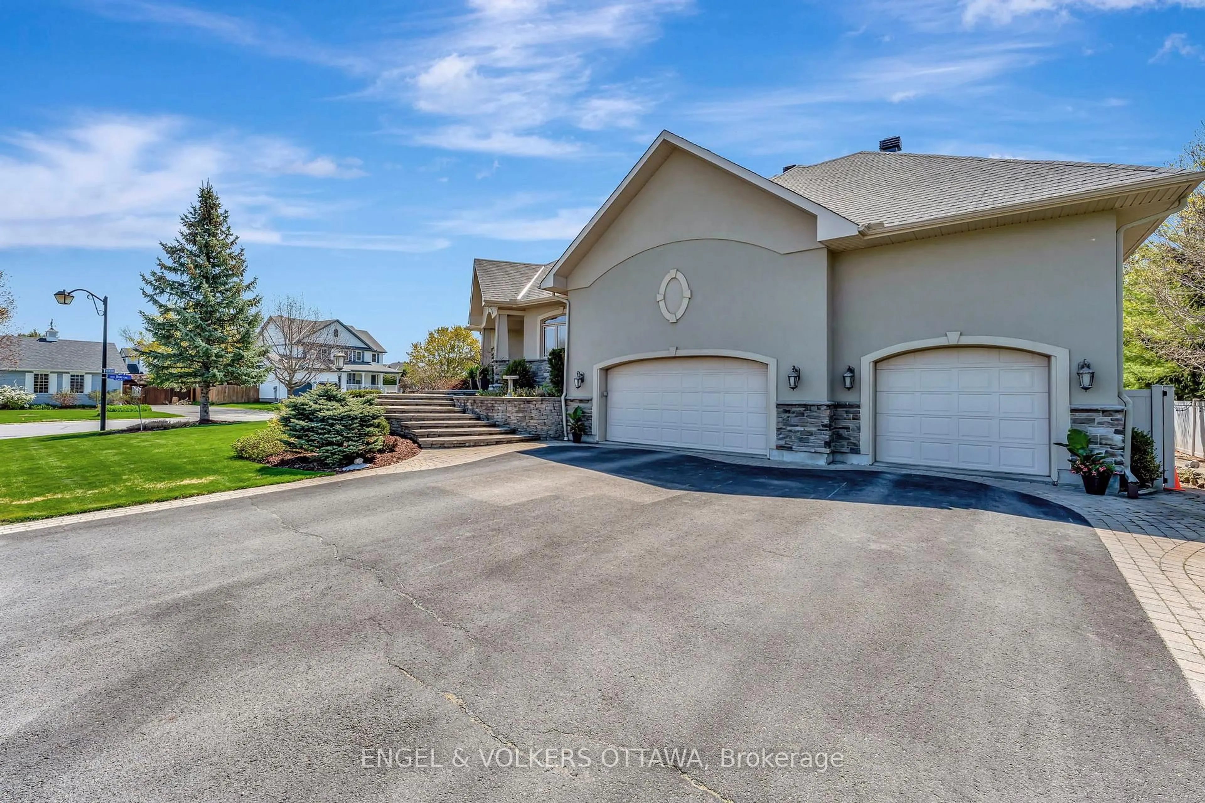 A pic from outside/outdoor area/front of a property/back of a property/a pic from drone, unknown for 2 Beechgrove Gdns, Stittsville Ontario K2S 1W5