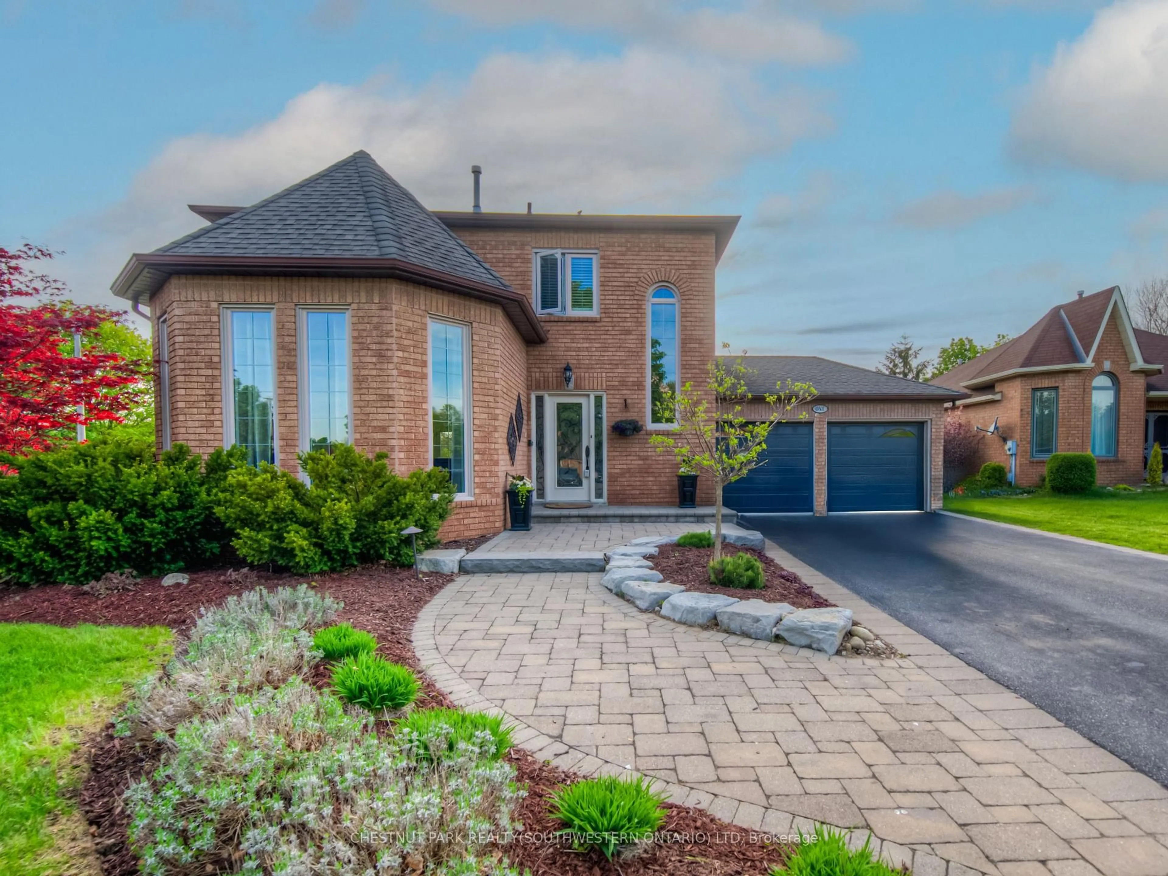Home with brick exterior material, street for 1 Melissa Crt, North Dumfries Ontario N0B 1E0