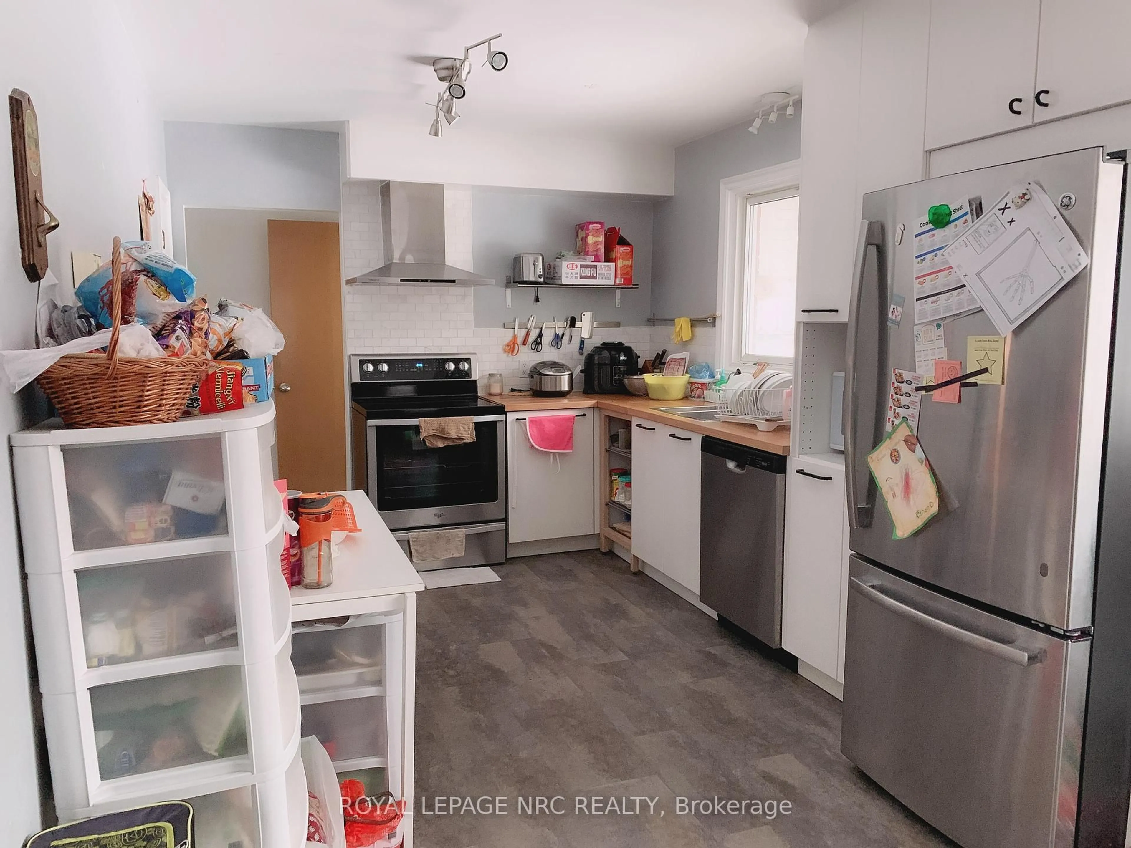 Unknown for 4143 Longhurst Ave, Niagara Falls Ontario L2E 6G8