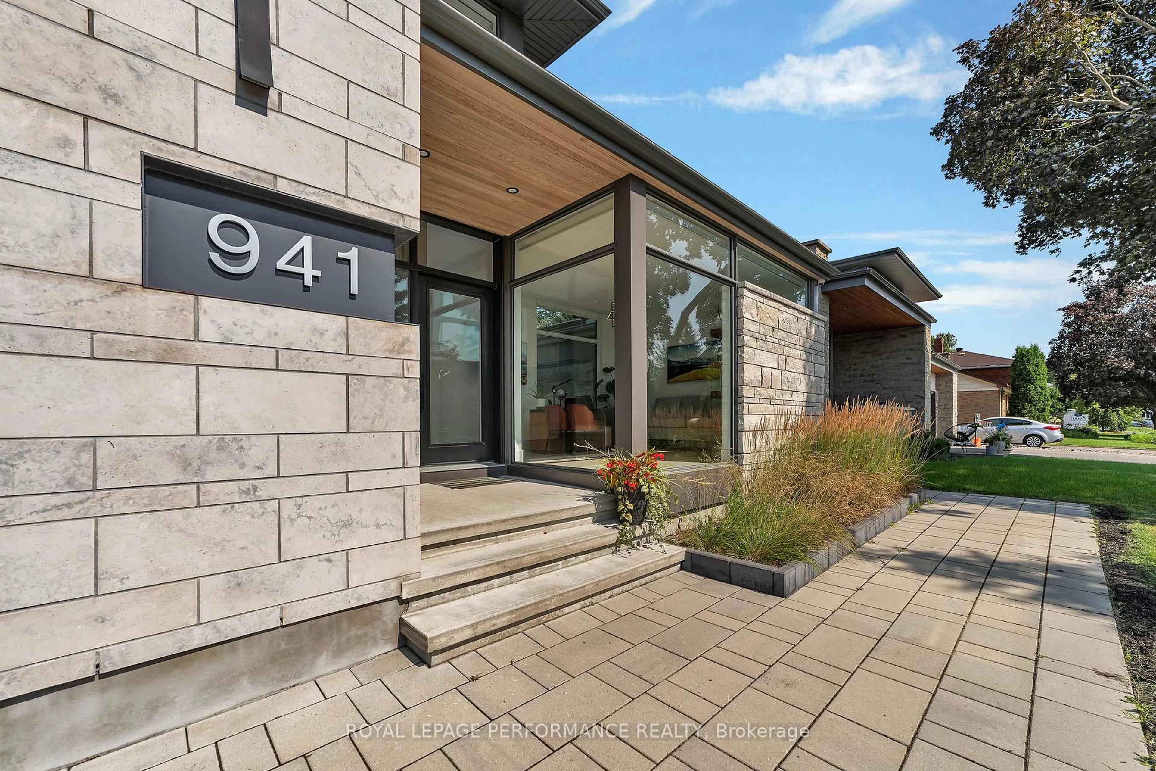 Home with brick exterior material, street for 941 Winnington Ave, Ottawa Ontario K2B 5C6