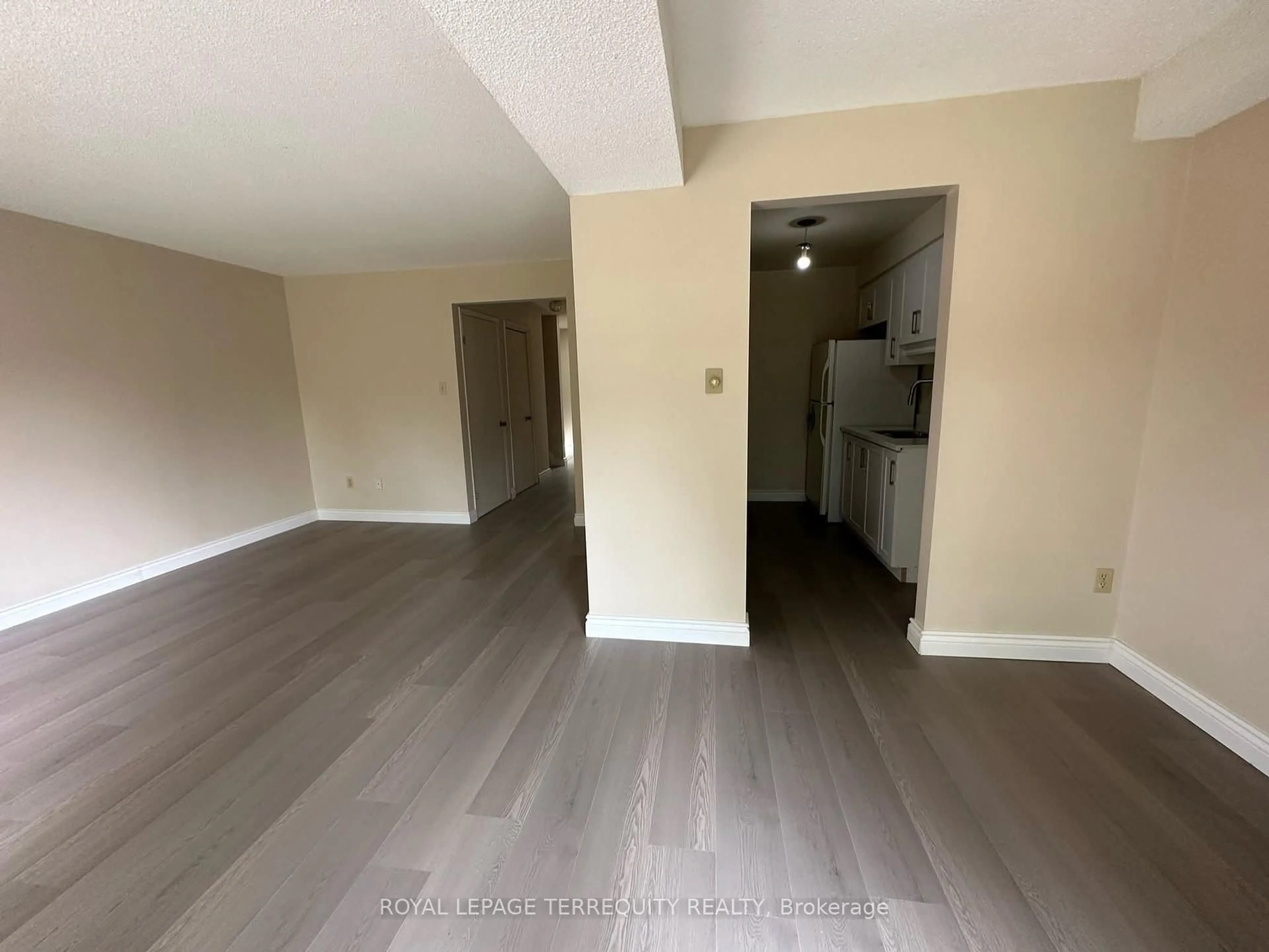 A pic of a room for 4417 Consiglia Crt #23, Lincoln Ontario L0R 1B5