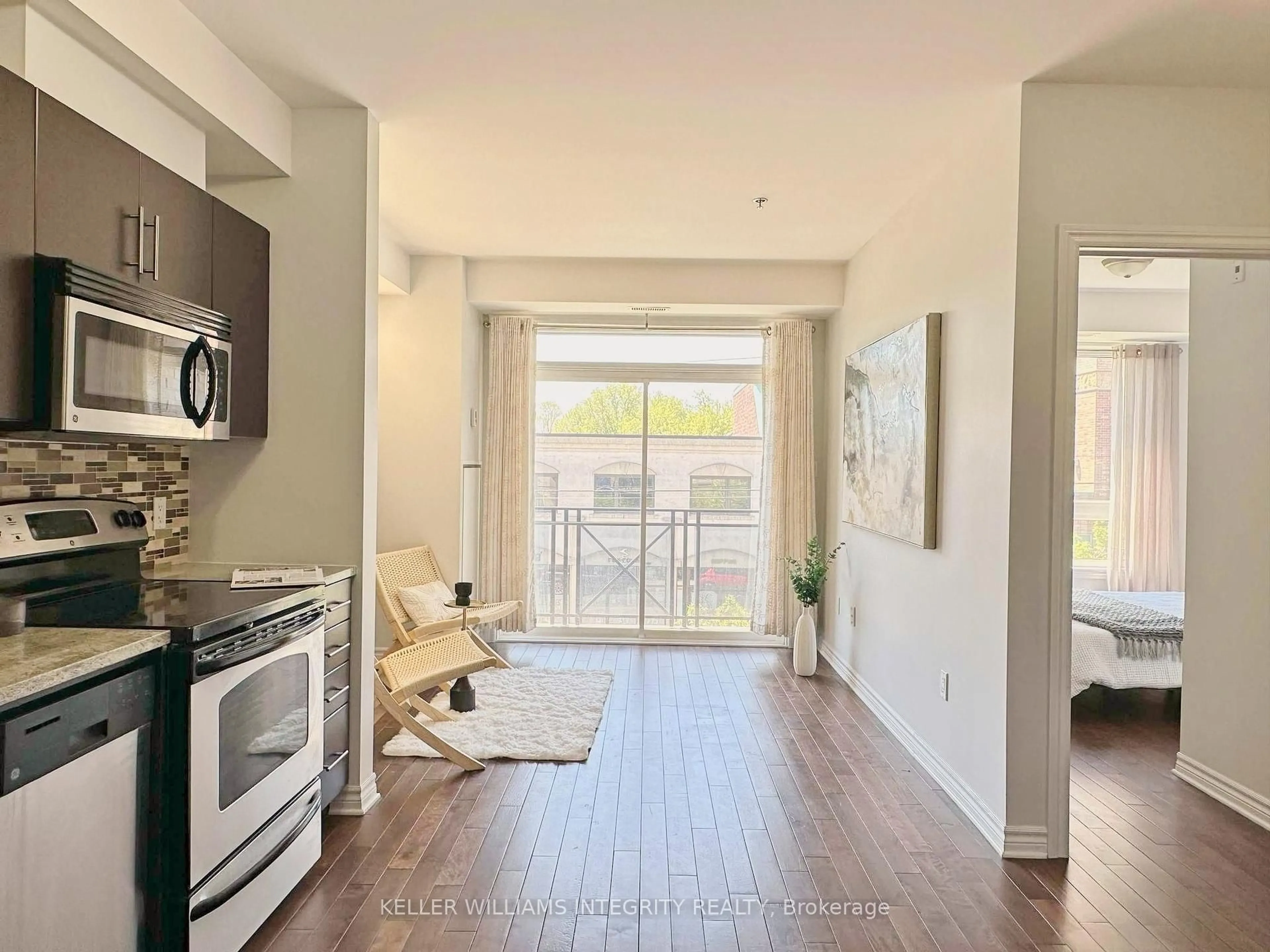 Unknown for 429 Kent St #320, Ottawa Ontario K2P 1B5