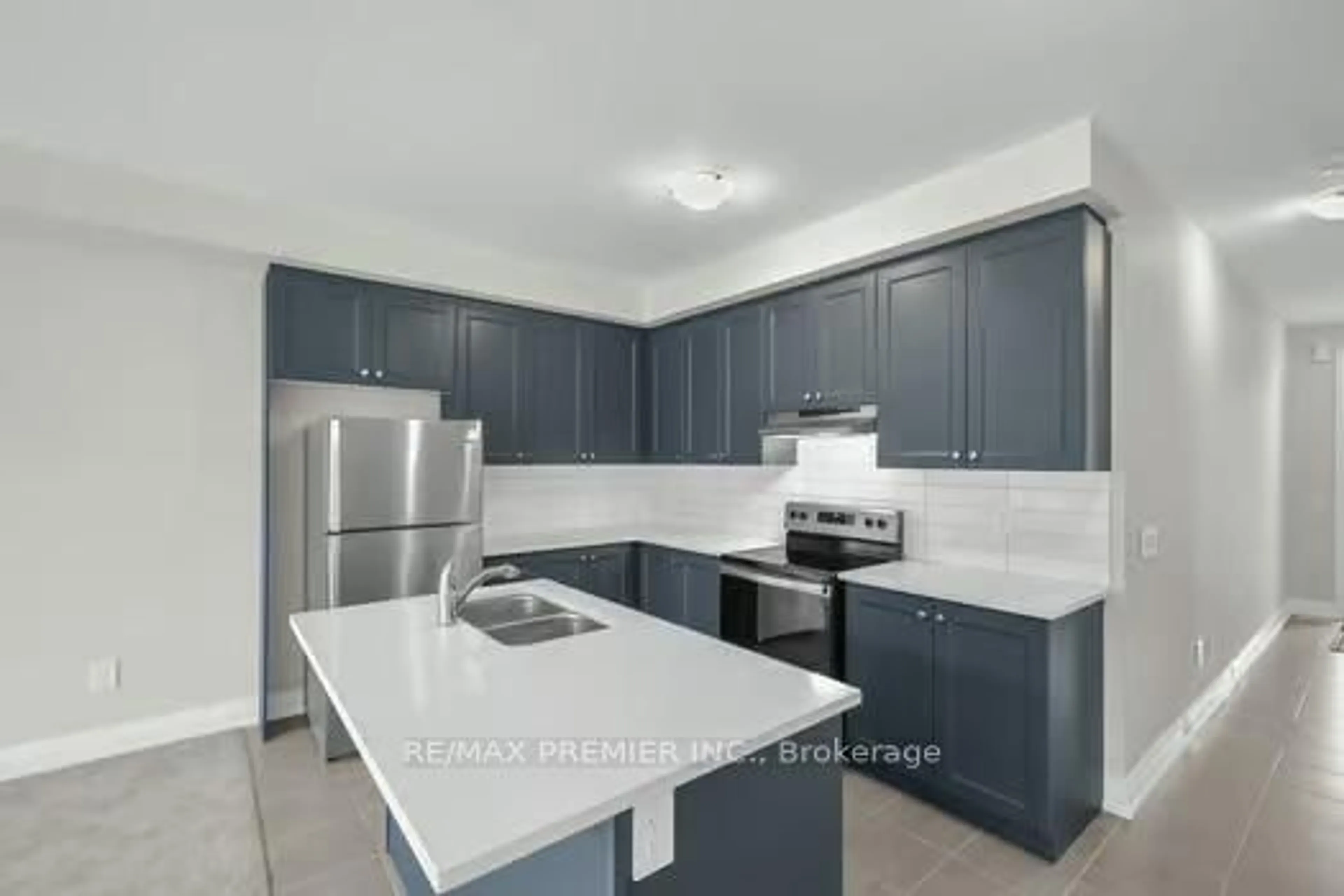 Standard kitchen, unknown for 138 Corley St, Kawartha Lakes Ontario K9V 0R4