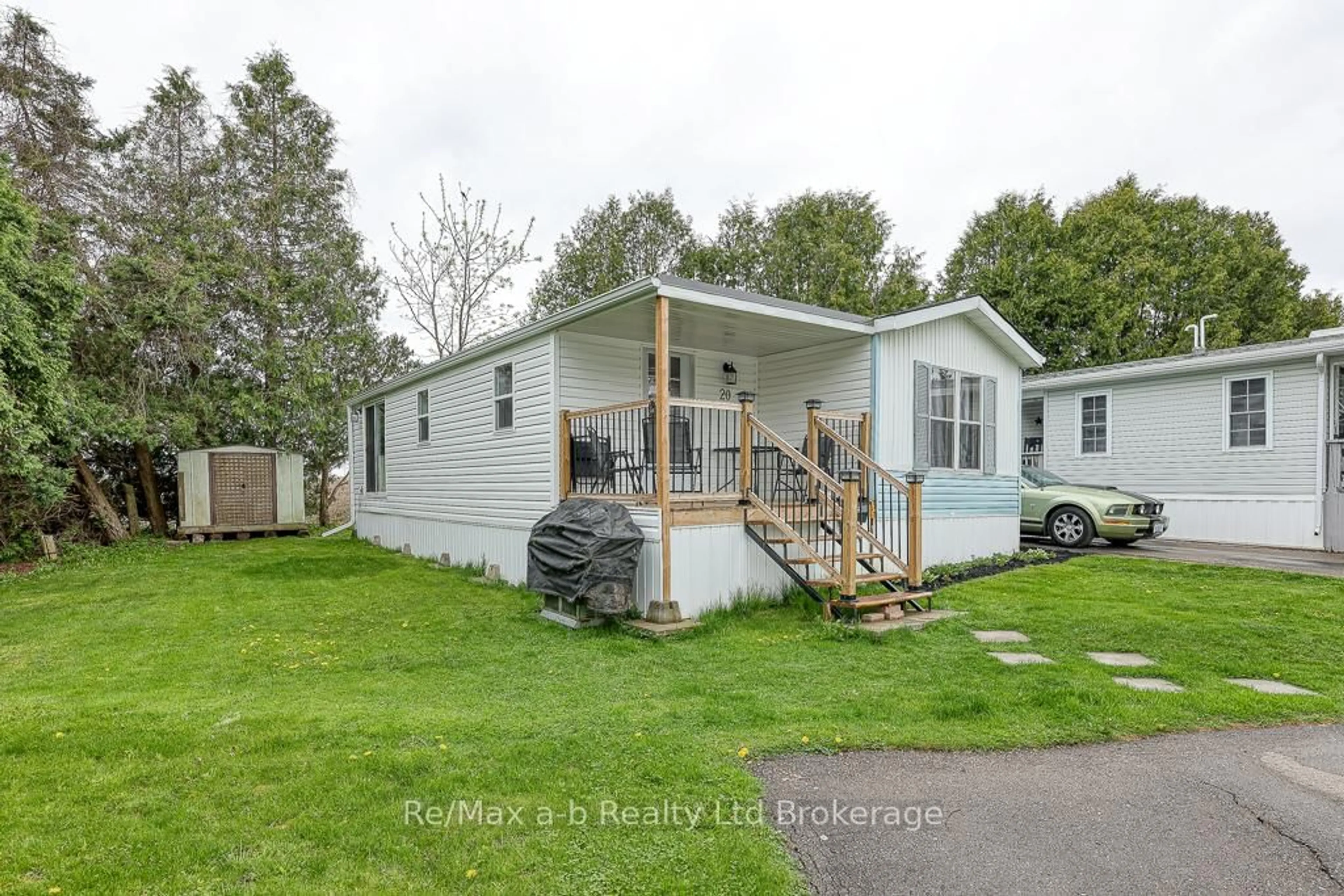 Home with vinyl exterior material, unknown for 595487 OXFORD 59 Rd #20, East Zorra-Tavistock Ontario N4S 7W1