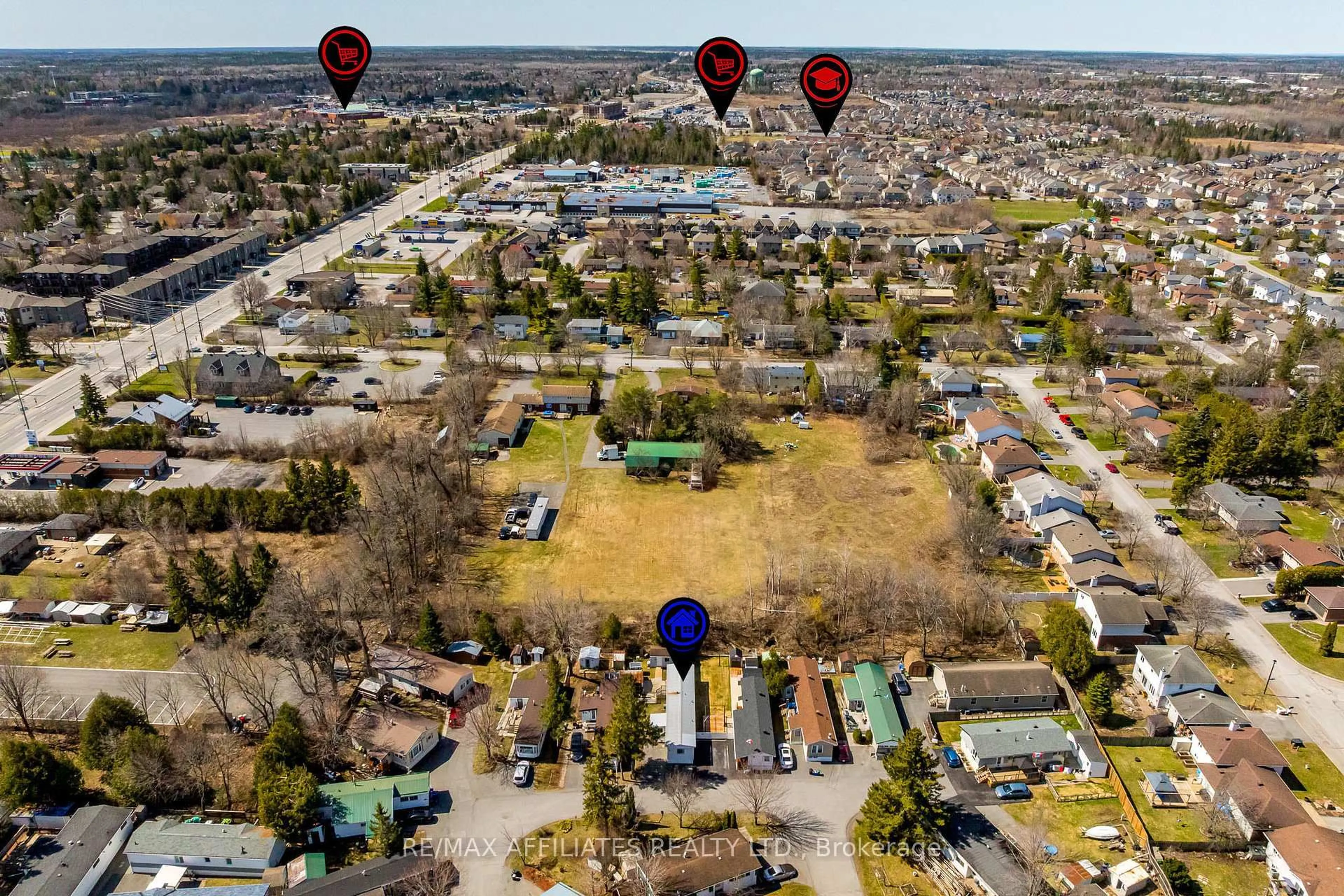 A pic from outside/outdoor area/front of a property/back of a property/a pic from drone, street for 52 Bradley Green Crt, Ottawa Ontario K2S 1B7