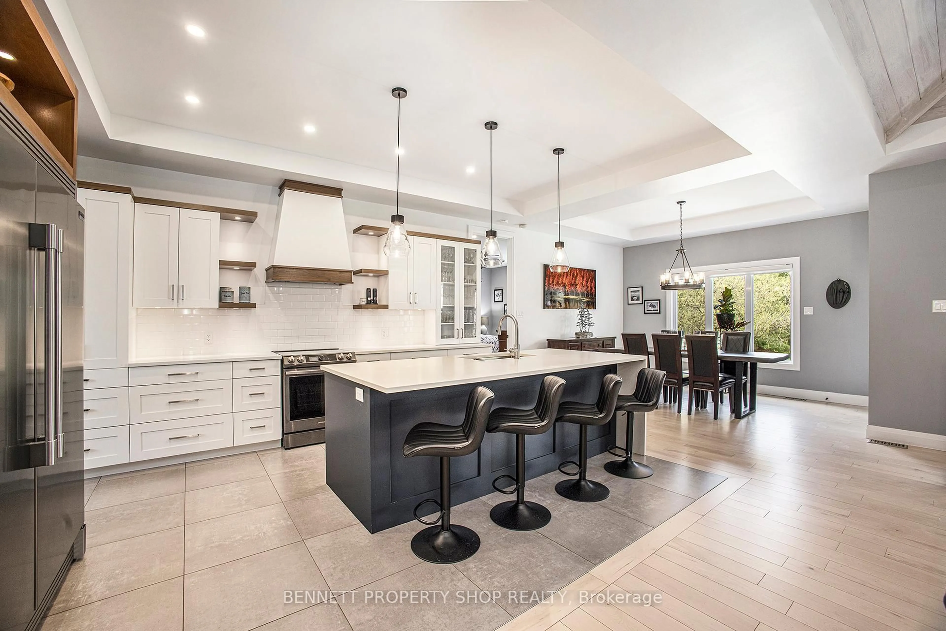 Contemporary kitchen, ceramic/tile floor for 1950 Beckett's Creek Rd, Ottawa Ontario K4C 1C8
