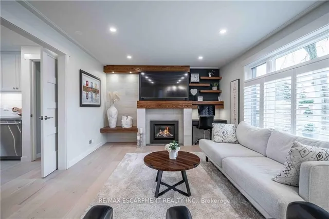 Additional property image - 56 Oakley Crt