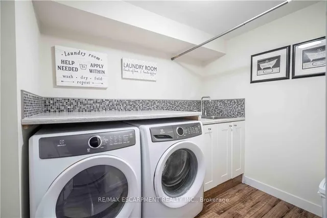 Additional property image - 56 Oakley Crt