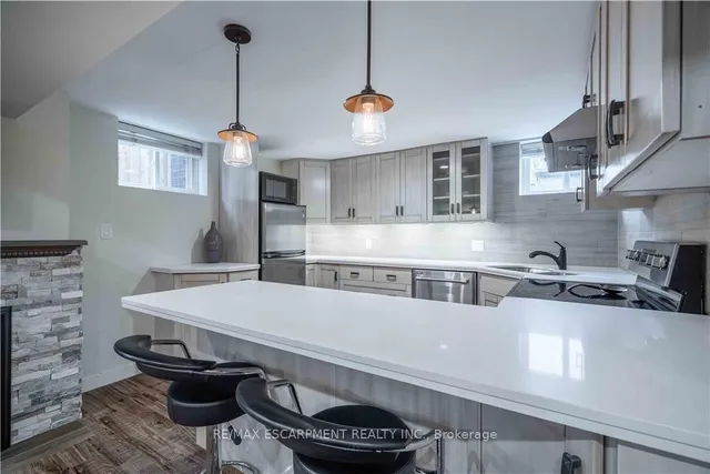 Additional property image - 56 Oakley Crt