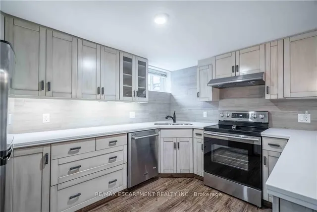 Additional property image - 56 Oakley Crt