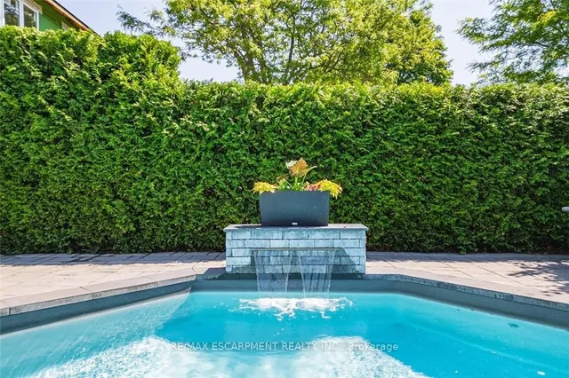 Additional property image - 56 Oakley Crt