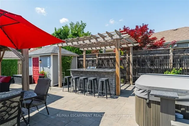 Additional property image - 56 Oakley Crt