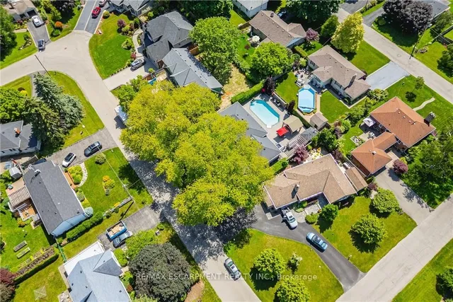 Additional property image - 56 Oakley Crt