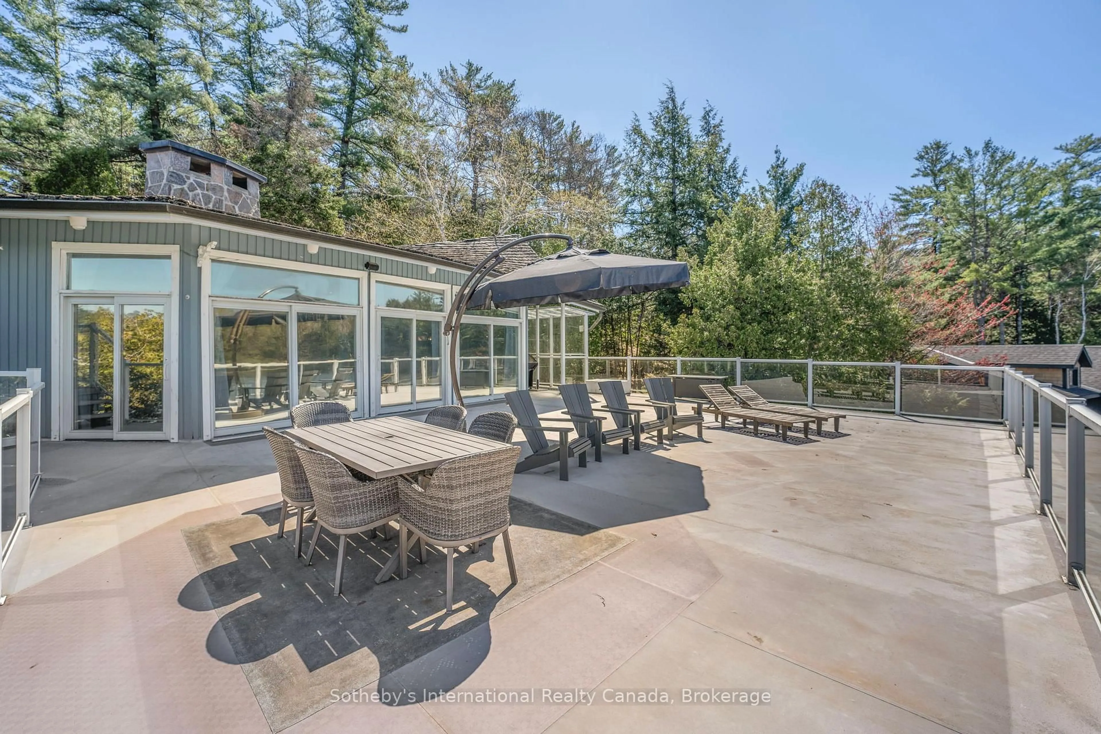 Patio, unknown for 1281 Brackenrig Rd #Unit 1, Muskoka Lakes Ontario P0B 1J0