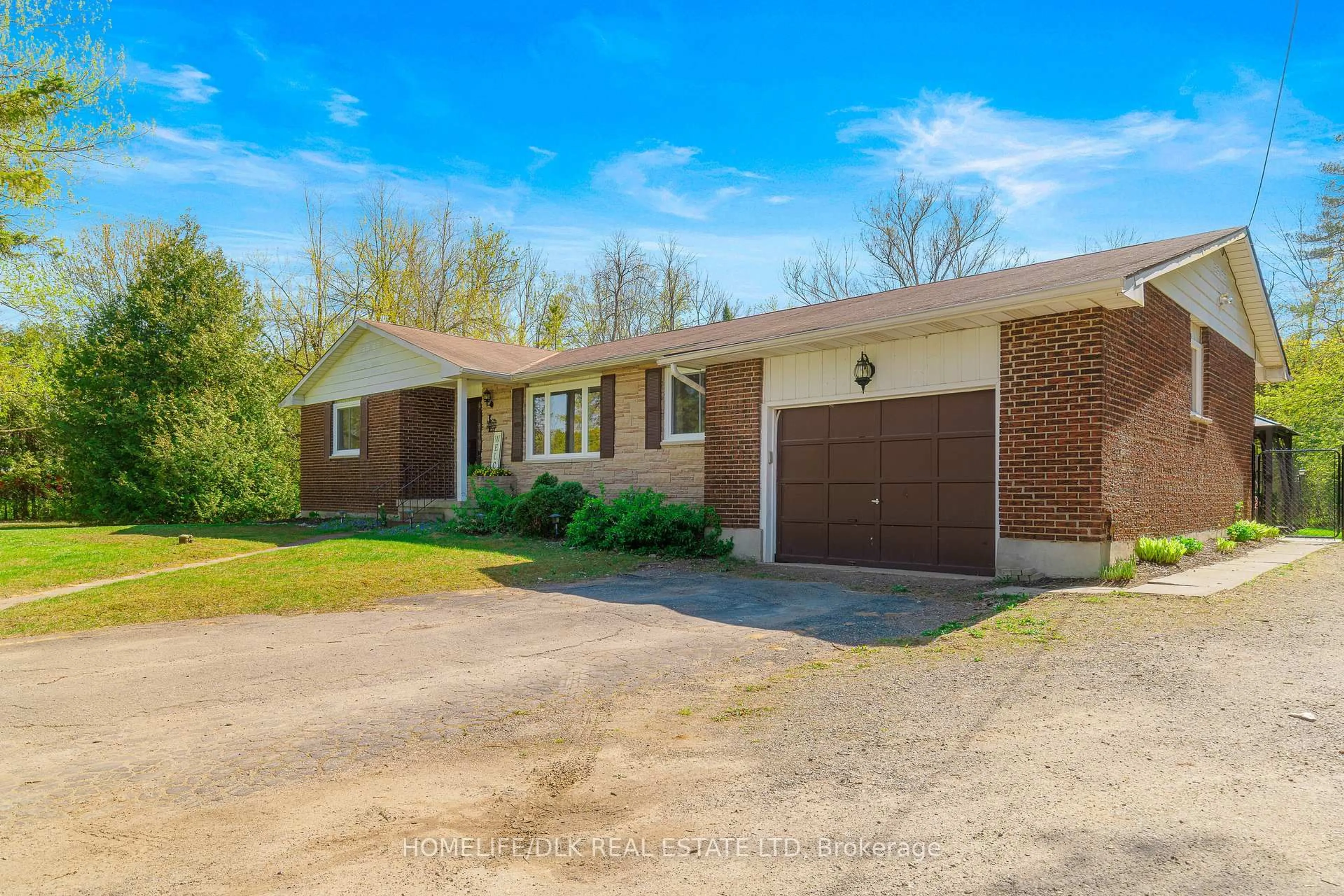 Home with brick exterior material, street for 1076 County Road 15 Rd, Augusta Ontario K6V 5T1