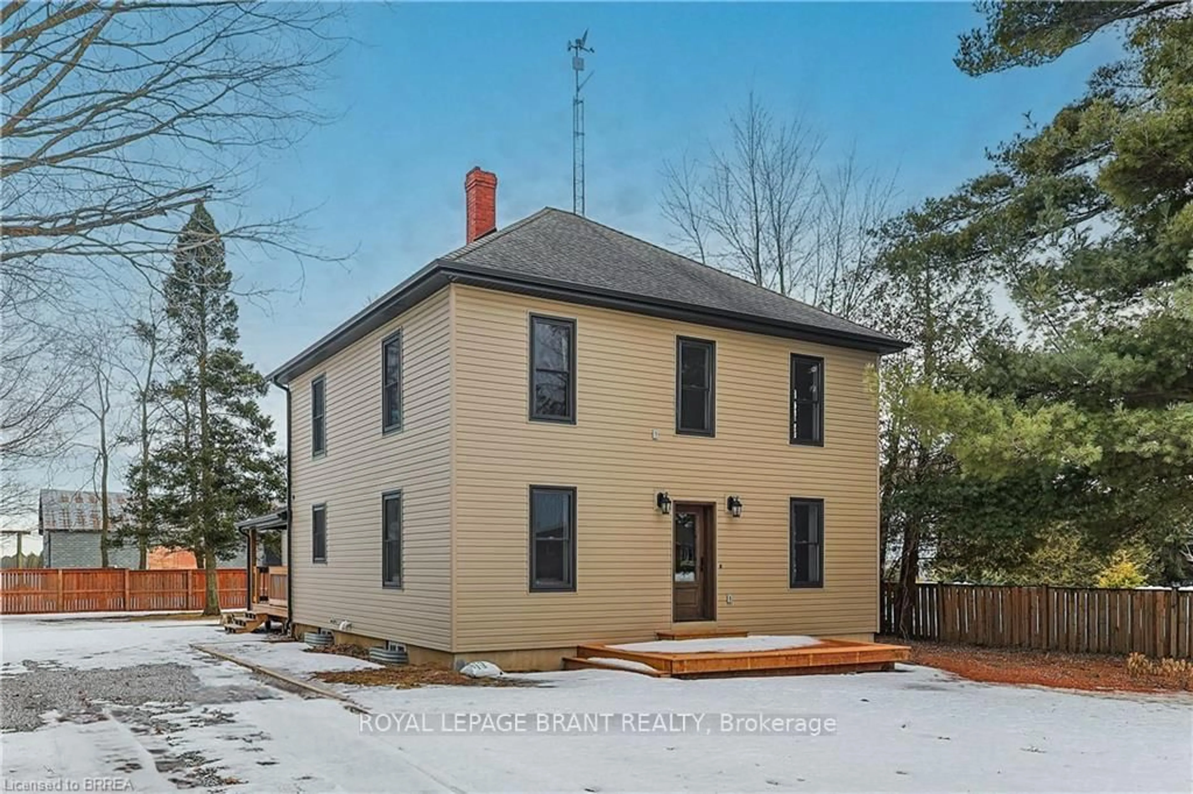 Home with brick exterior material, building for 190 La Salette Rd, Haldimand Ontario N0E 1H0