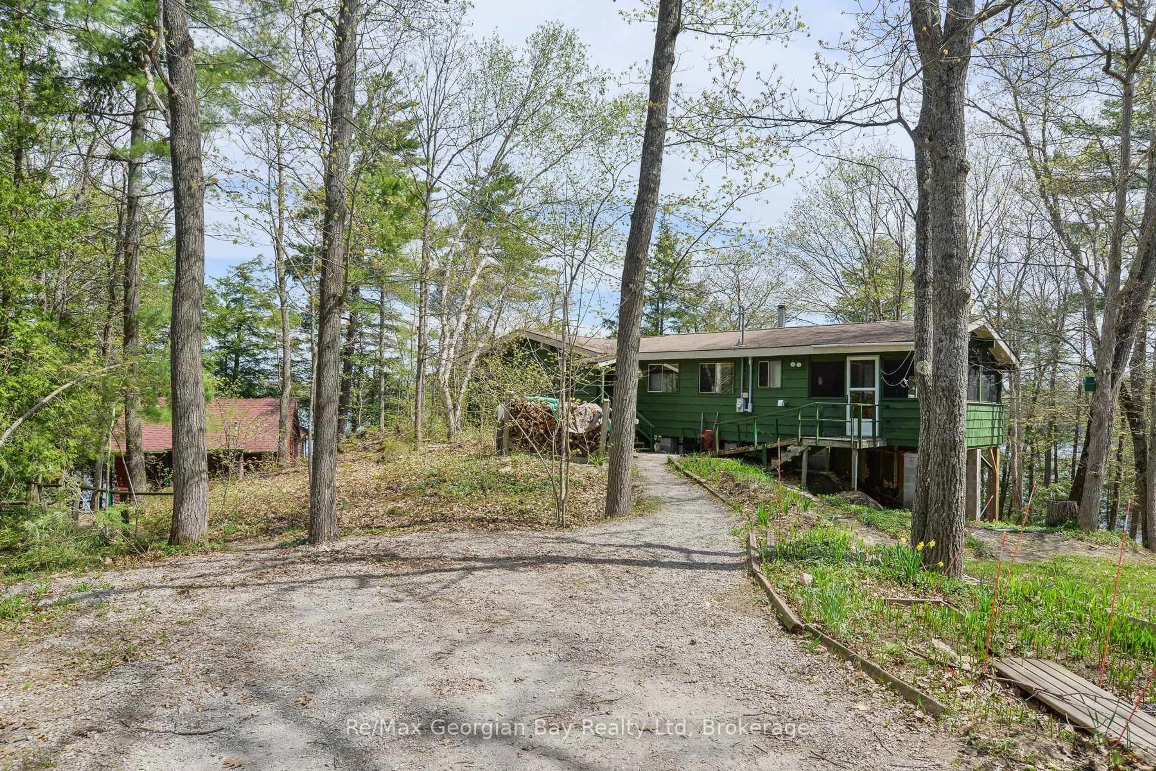 Unknown for 214 TRANS CANADA BAY Rd, Georgian Bay Ontario L0K 1S0