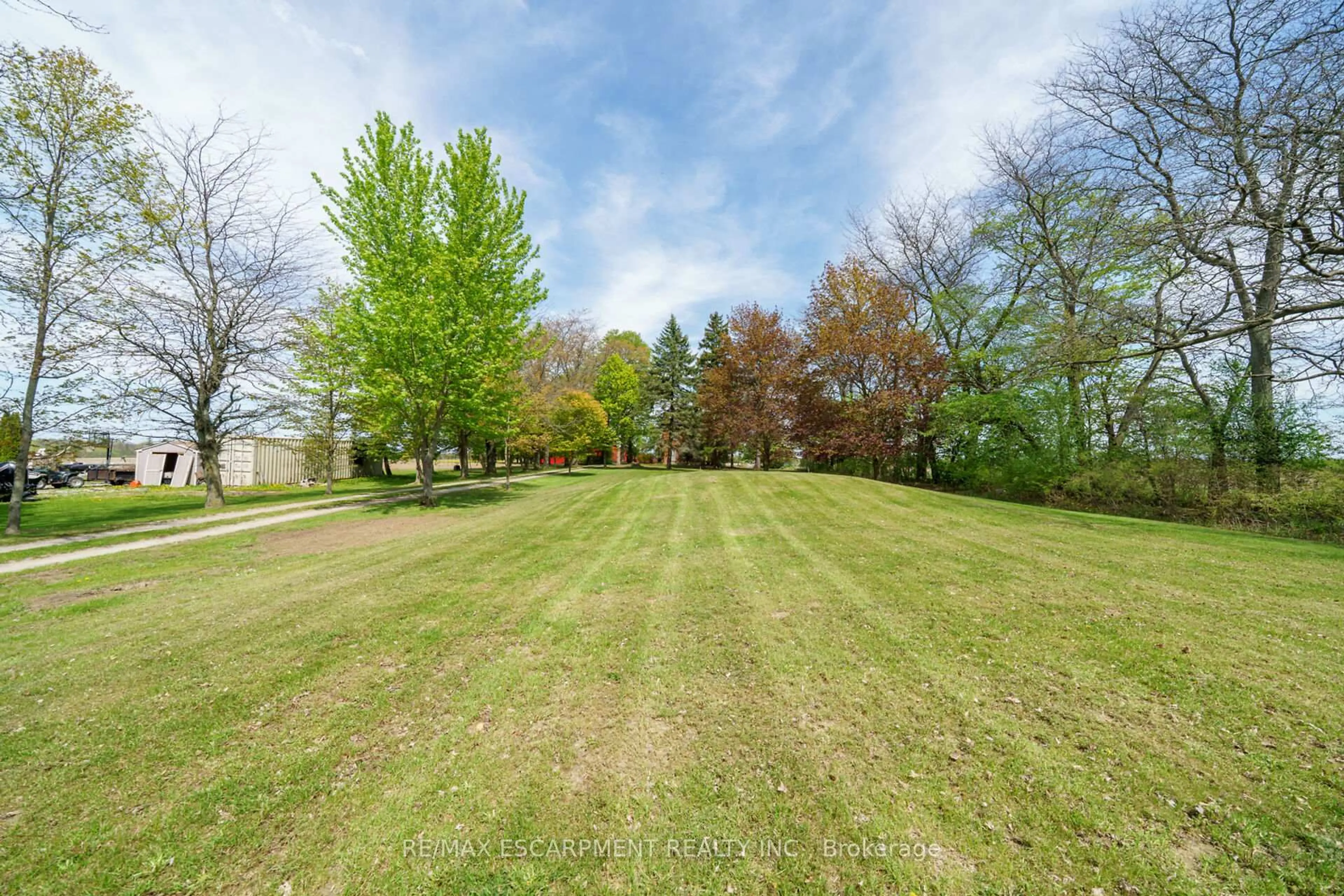 A pic from outside/outdoor area/front of a property/back of a property/a pic from drone, unknown for 534 Haldimand 32 Rd, Haldimand Ontario N0A 1C0