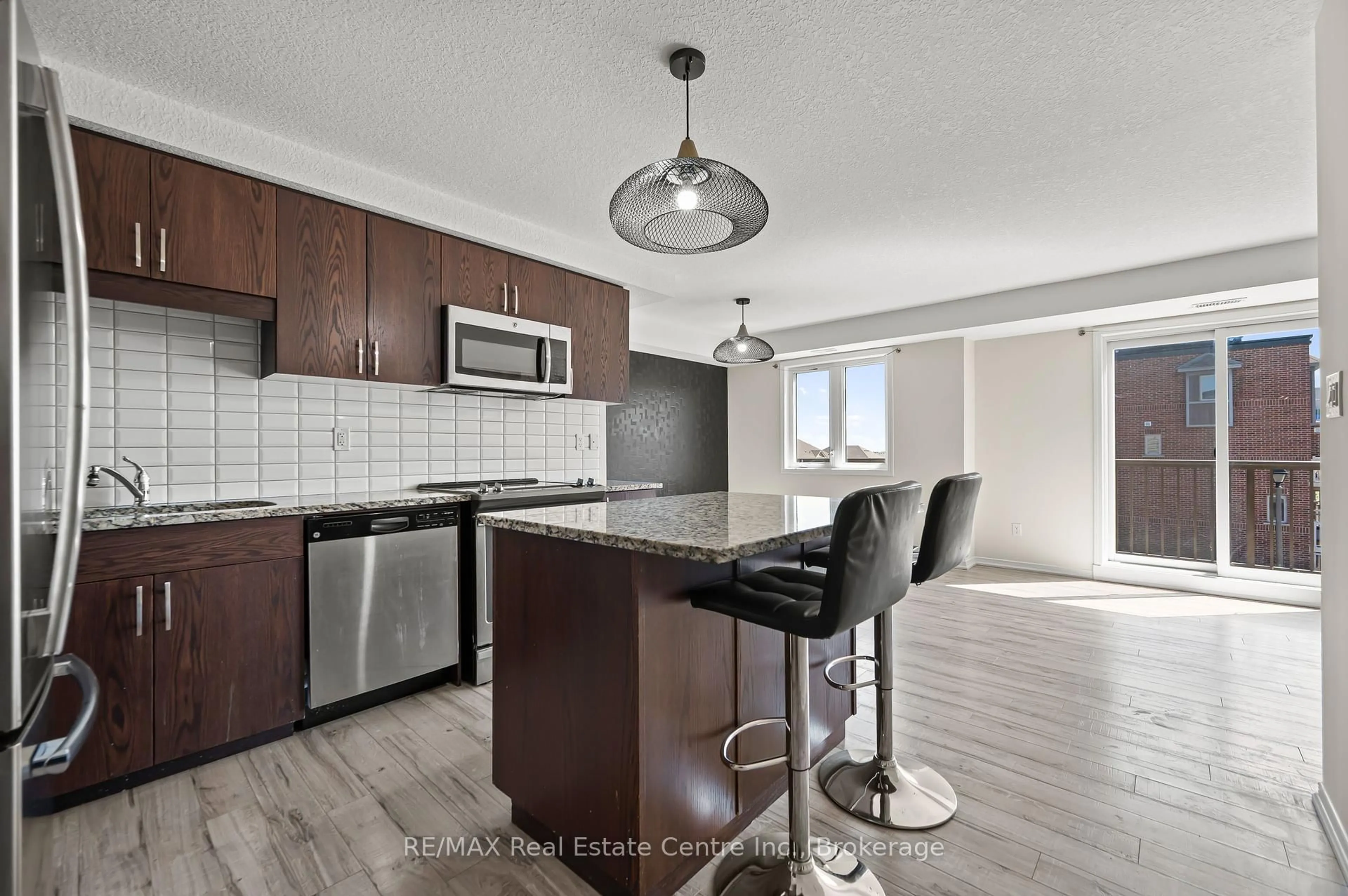 Open concept kitchen, unknown for 1676 Fischer Hallman Rd #C, Kitchener Ontario N2R 0H9