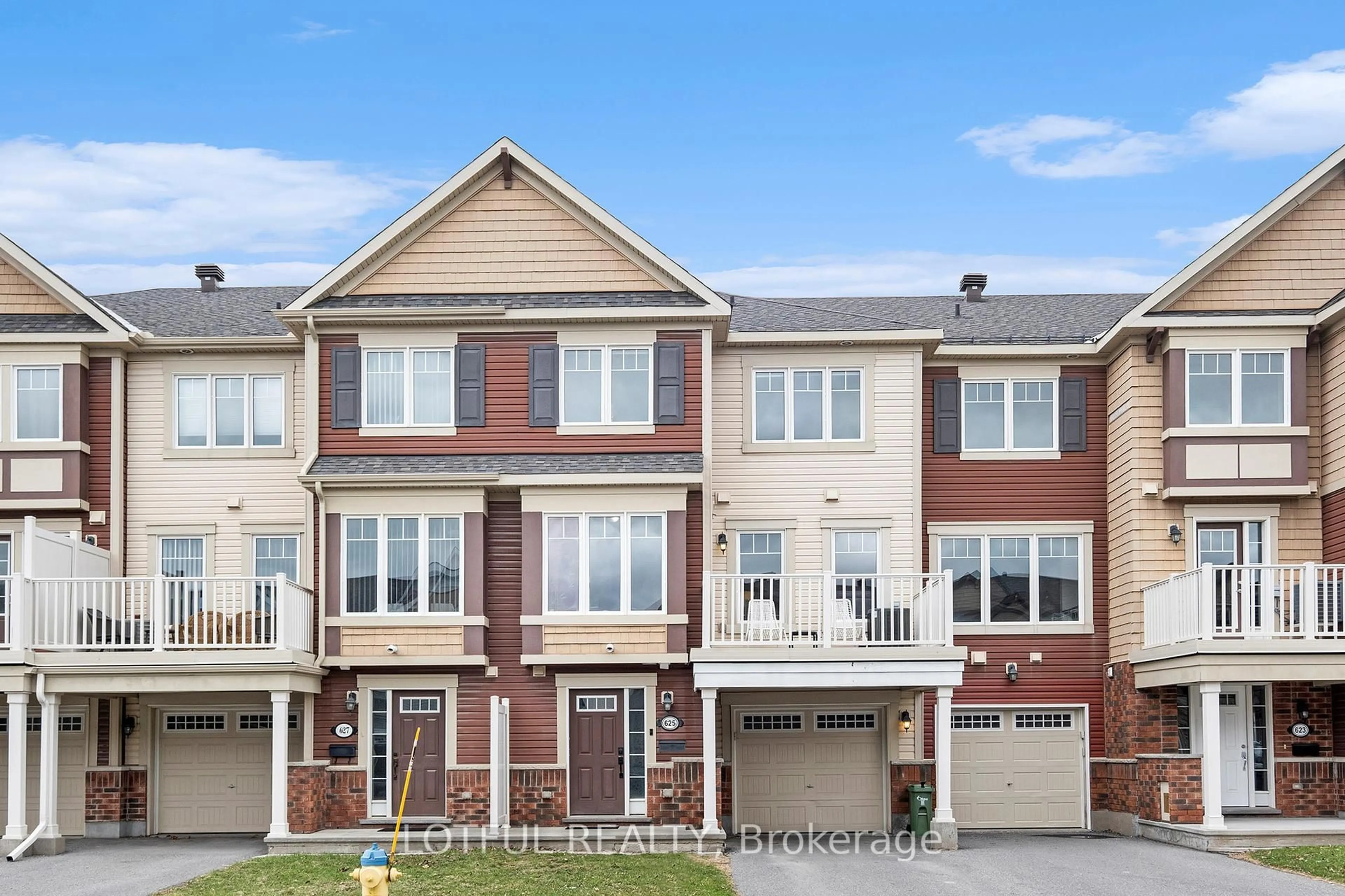 Home with brick exterior material, unknown for 625 Bluegill Ave, Ottawa Ontario K2J 5Y8