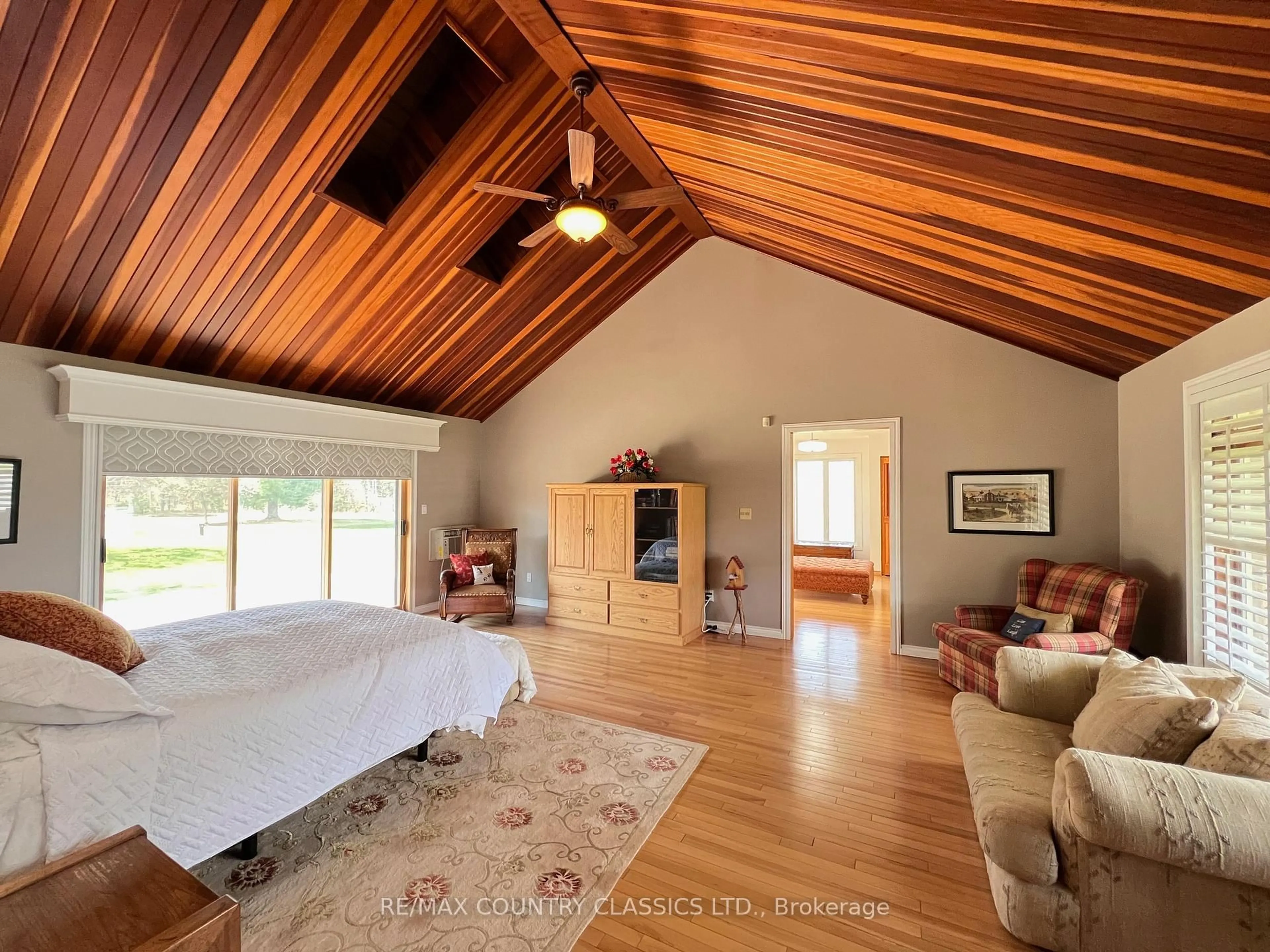 A pic of a room for 11 Golfview Dr, Bancroft Ontario K0L 1C0