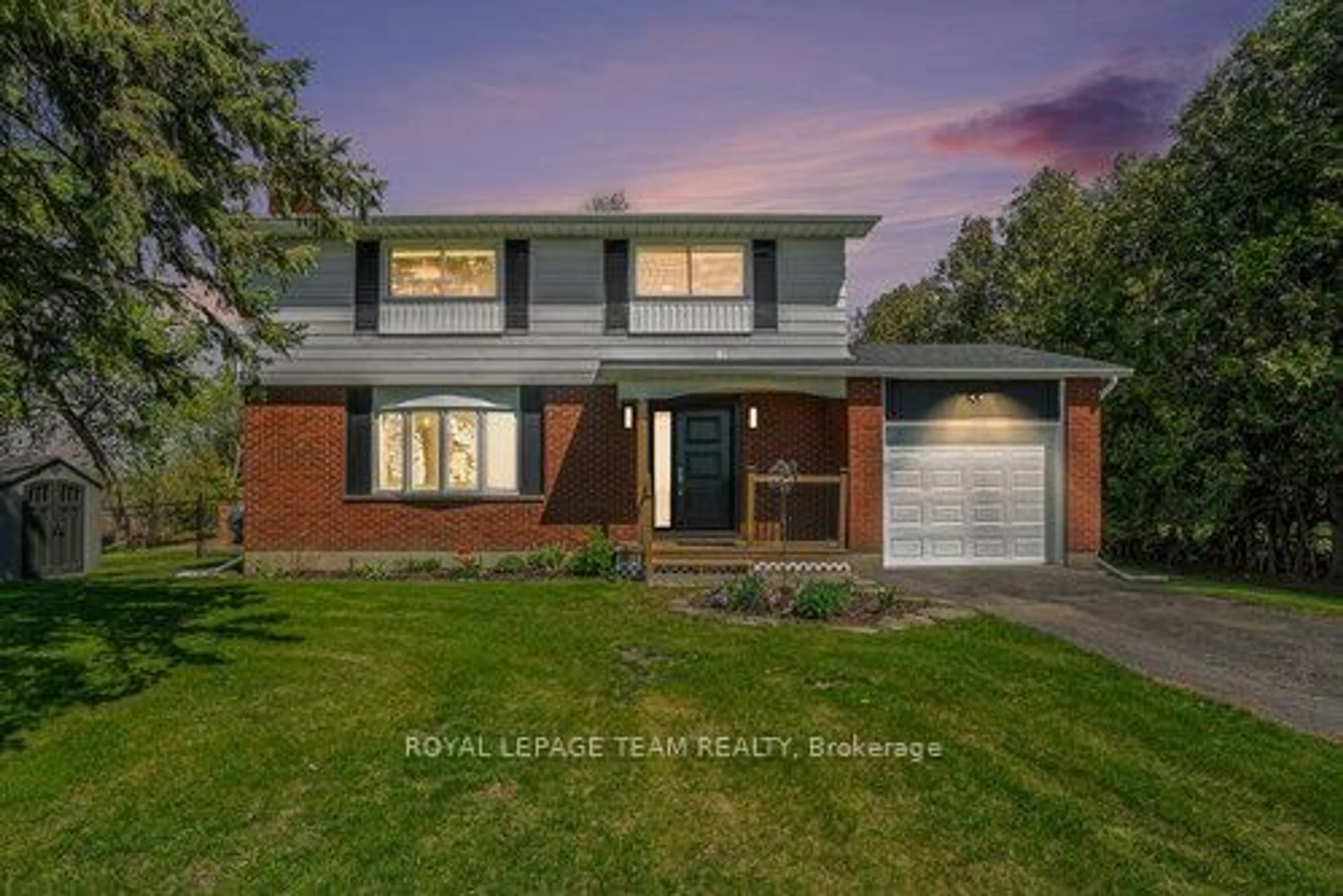 Home with brick exterior material, street for 3161 STEEPLE HILL Cres, Richmond Ontario K0A 2Z0