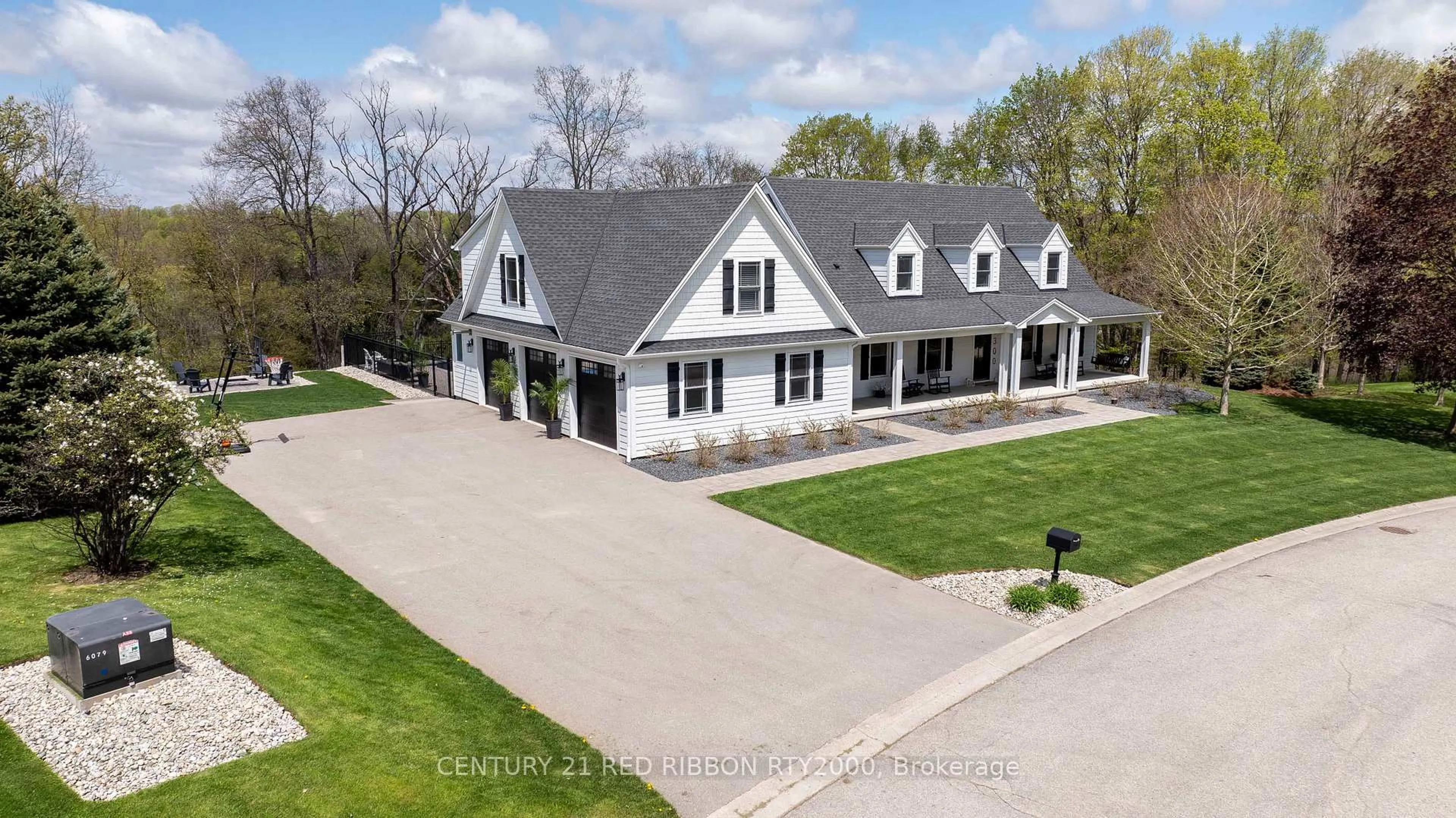 A pic from outside/outdoor area/front of a property/back of a property/a pic from drone, street for 2300 Lime Kiln Dr, London South Ontario N6K 4P6