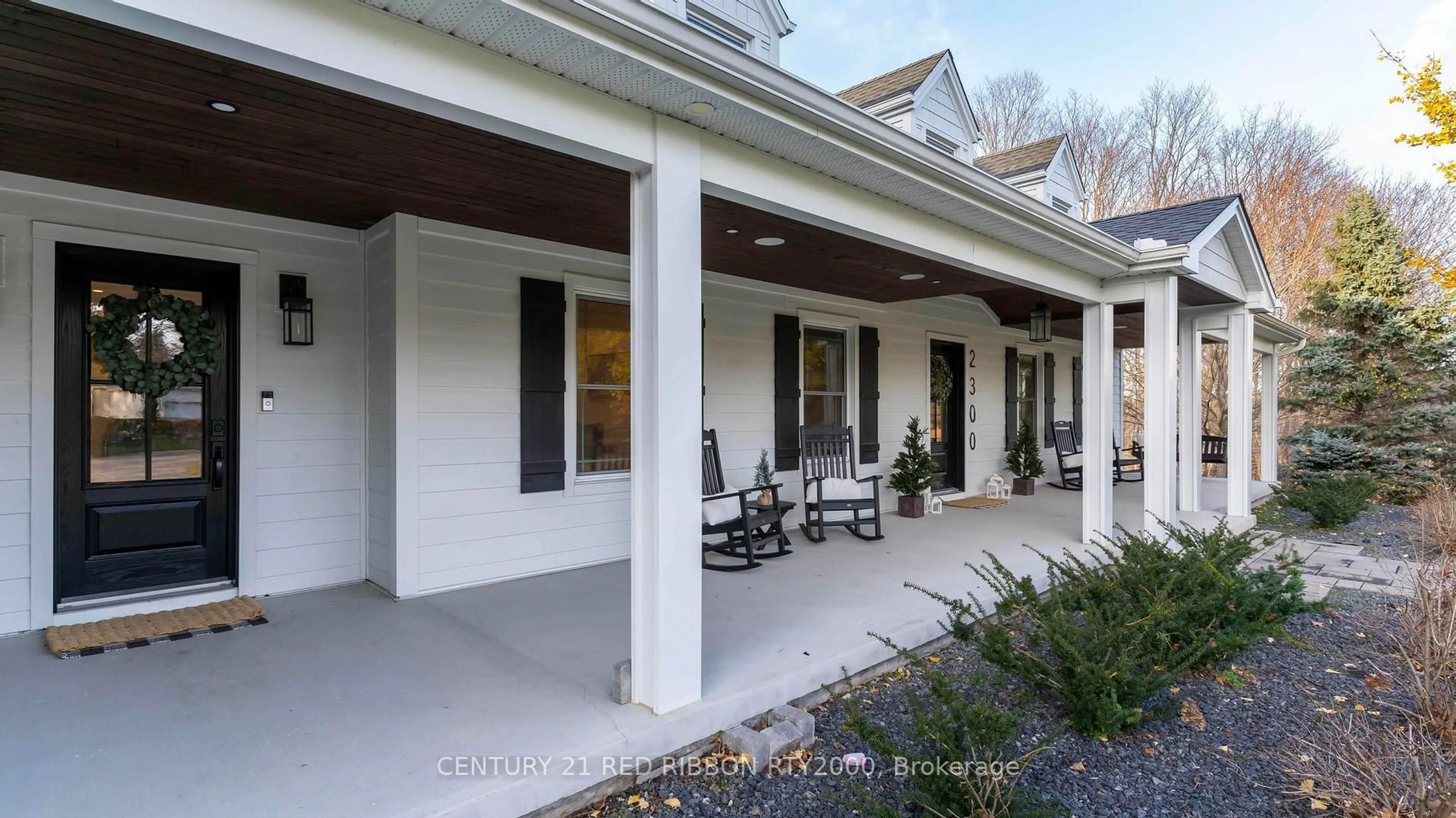 Patio, street for 2300 Lime Kiln Dr, London South Ontario N6K 4P6