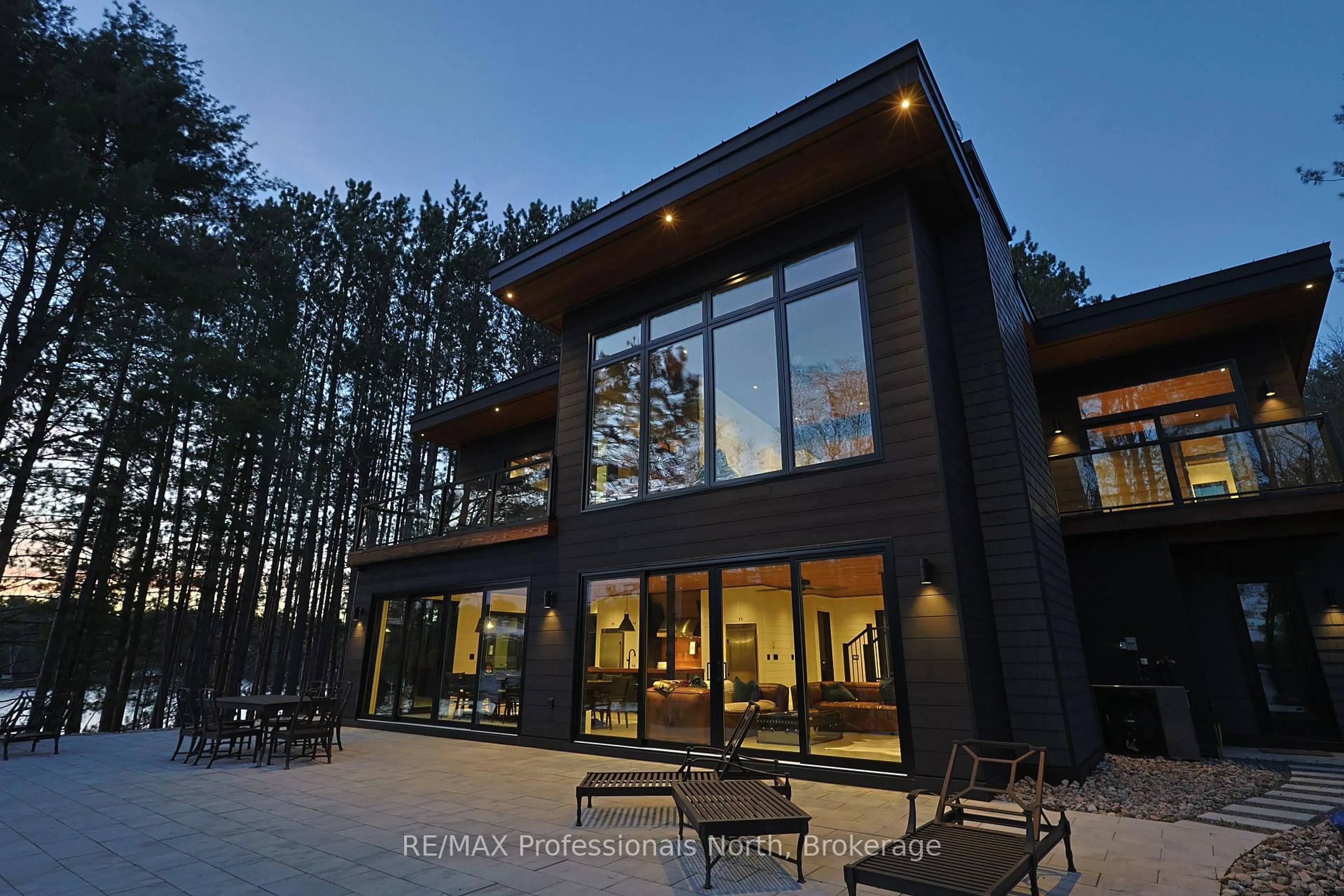 Home with brick exterior material, unknown for 1025 Mary Roberts Rd, Lake of Bays Ontario P0B 1A0