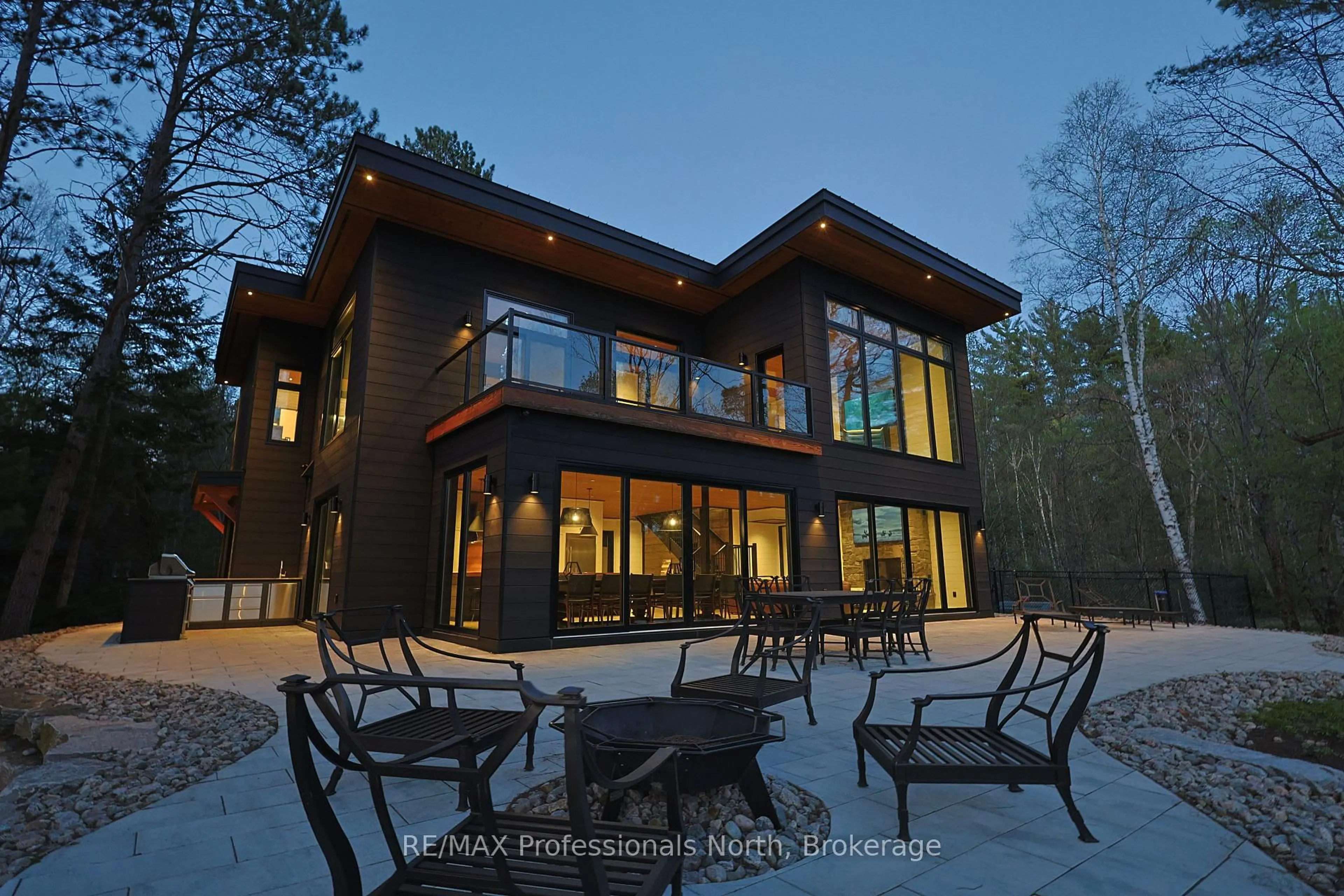 Patio, unknown for 1025 Mary Roberts Rd, Lake of Bays Ontario P0B 1A0