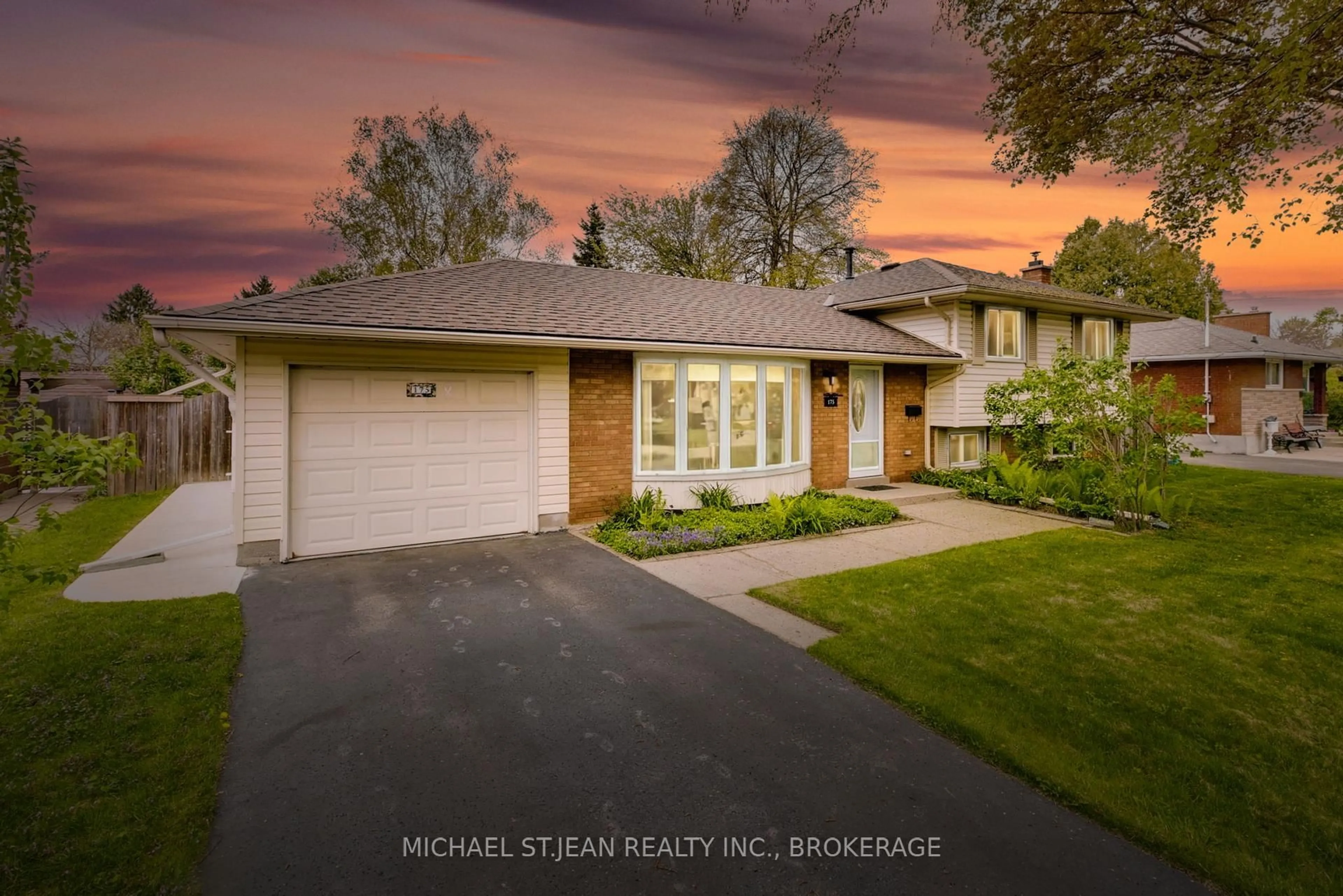 Unknown for 175 Council Cres, Hamilton Ontario L9G 1V2