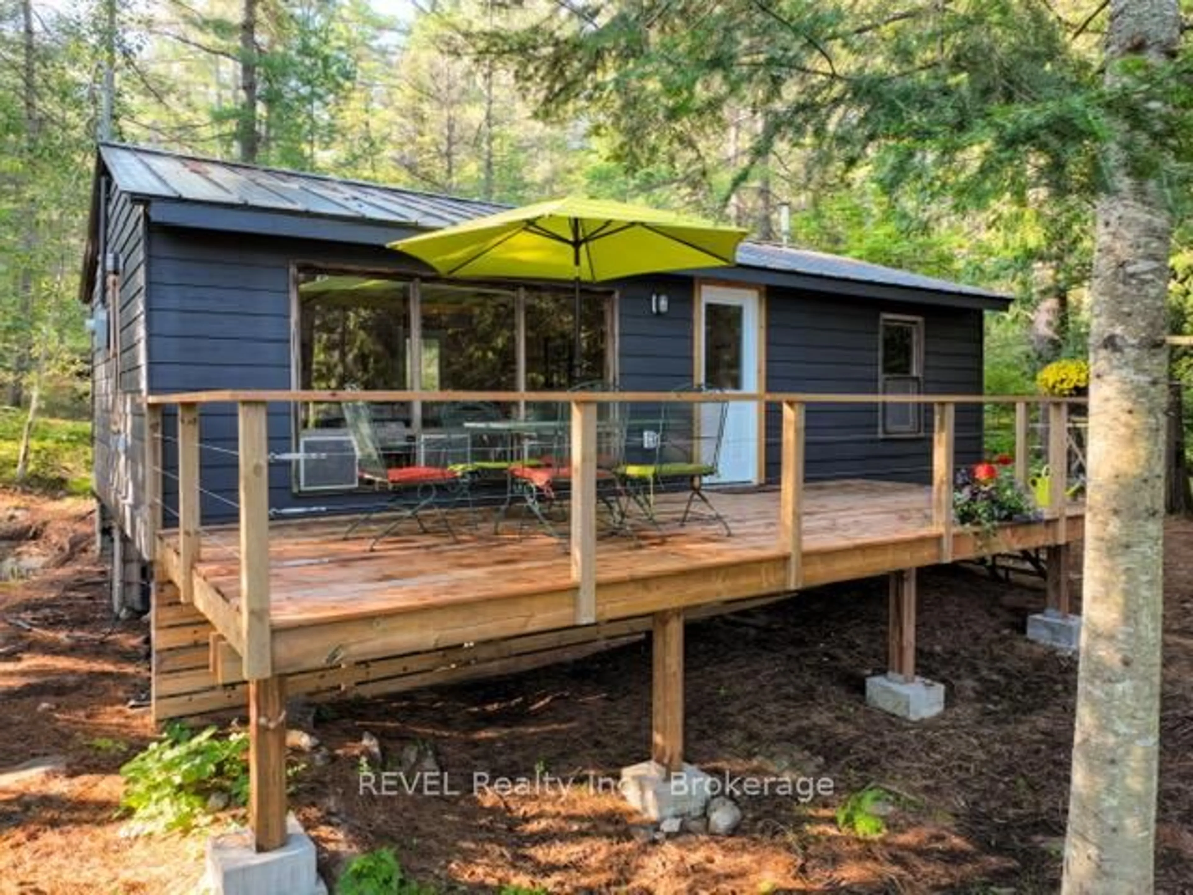 Home with vinyl exterior material, forest/trees view for 1234 WA PICKEREL RIVER N/A, Parry Sound Remote Area Ontario P0G 1J0