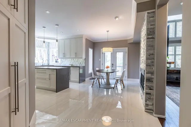 Additional property image - 58 ANDERSON Crt
