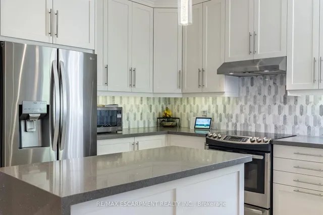 Additional property image - 58 ANDERSON Crt