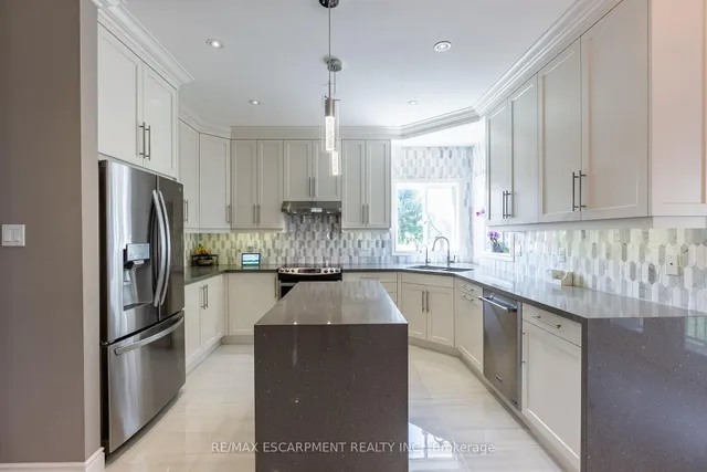 Additional property image - 58 ANDERSON Crt