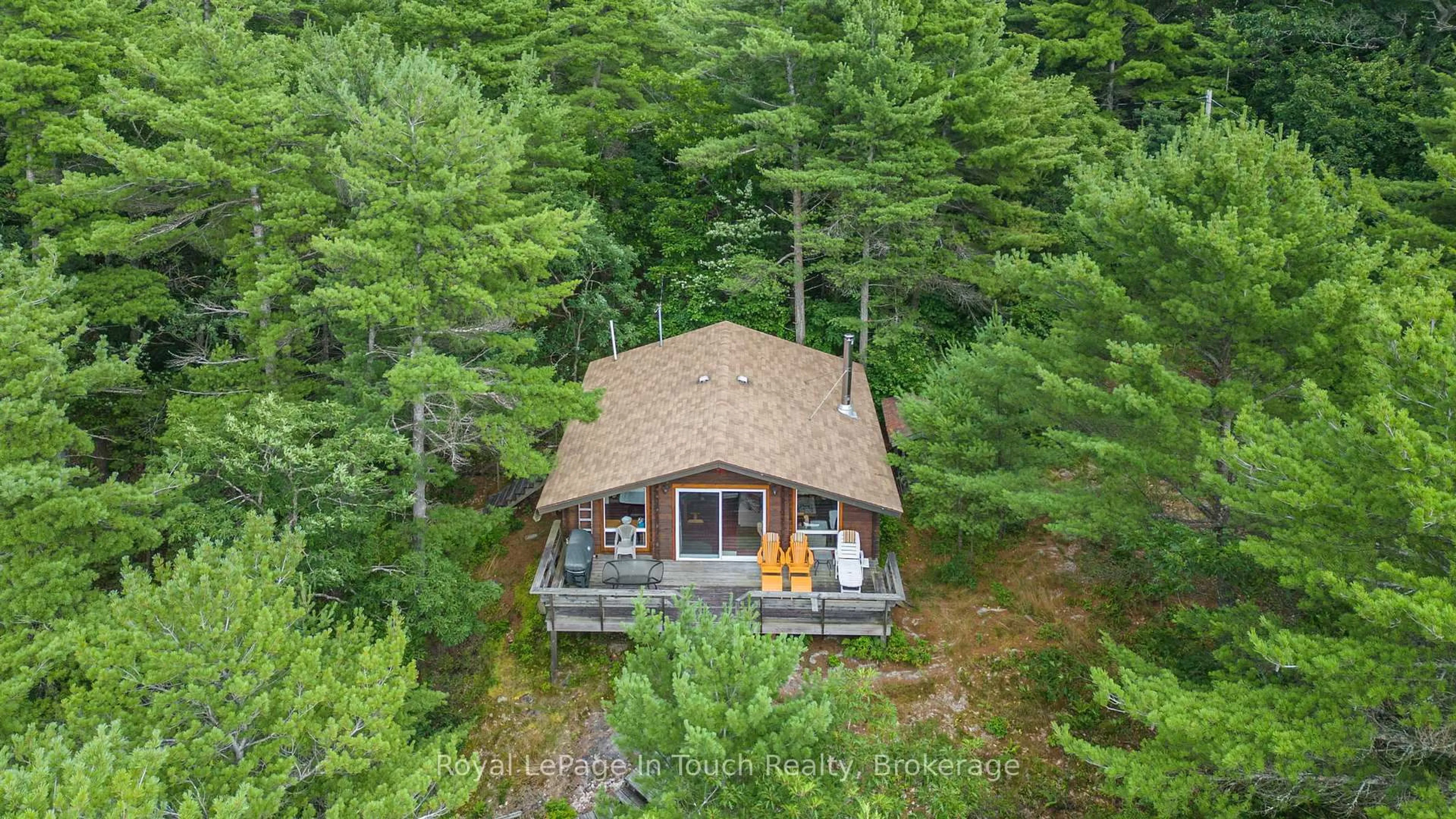 A pic from outside/outdoor area/front of a property/back of a property/a pic from drone, unknown for B207-10 WAHSOUNE Island N/A, The Archipelago Ontario P2A 1T4
