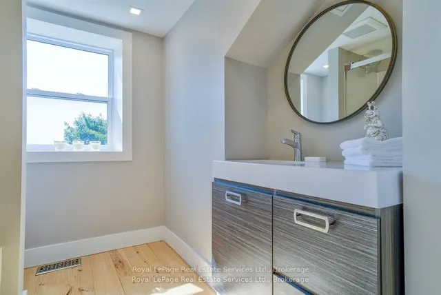 Additional property image - 1748 Centre Rd