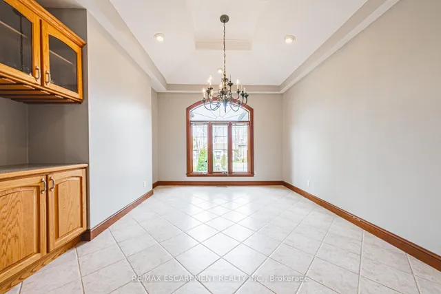 Additional property image - 388 Hemlock Ave