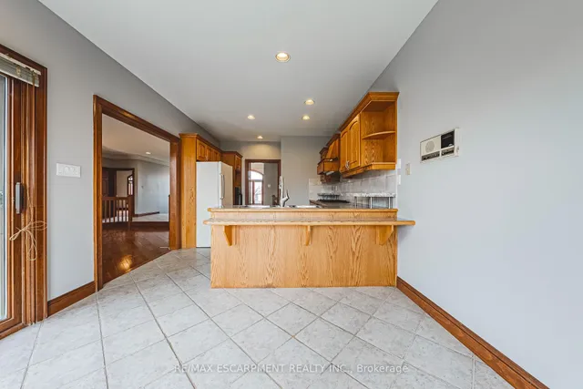 Additional property image - 388 Hemlock Ave