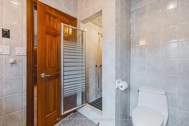 Additional property image - 388 Hemlock Ave