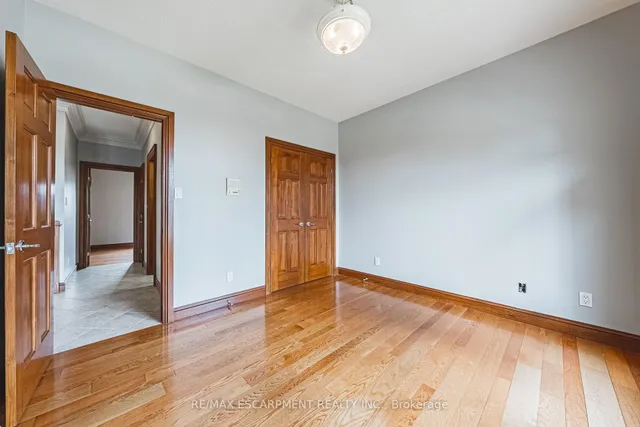 Additional property image - 388 Hemlock Ave